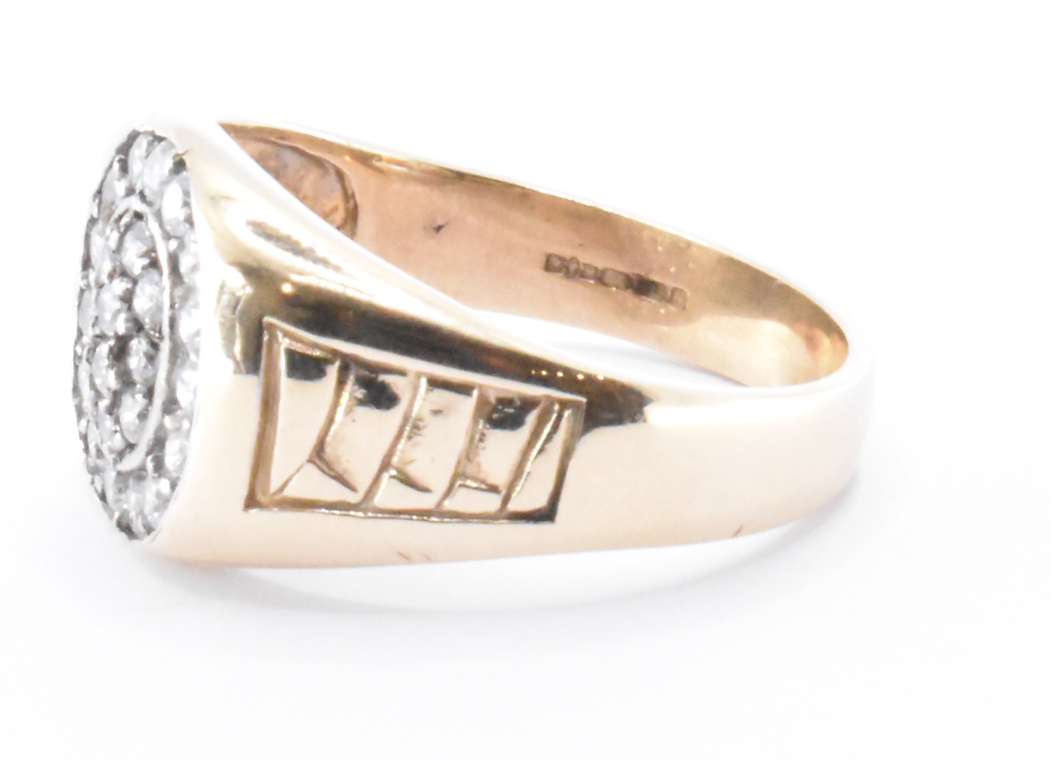 9CT GOLD & CZ SIGNET RING - Image 3 of 7