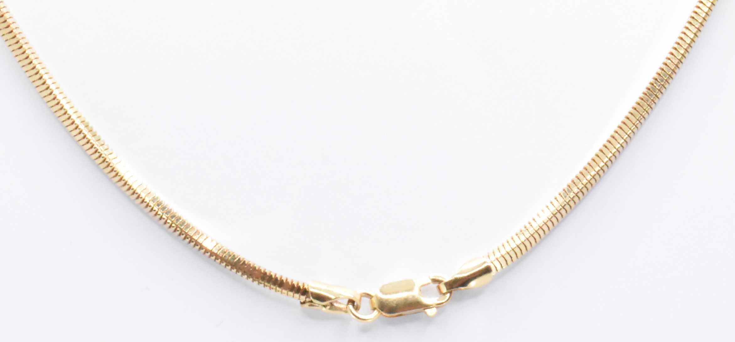 9CT GOLD SNAKE CHAIN NECKACE - Image 3 of 3