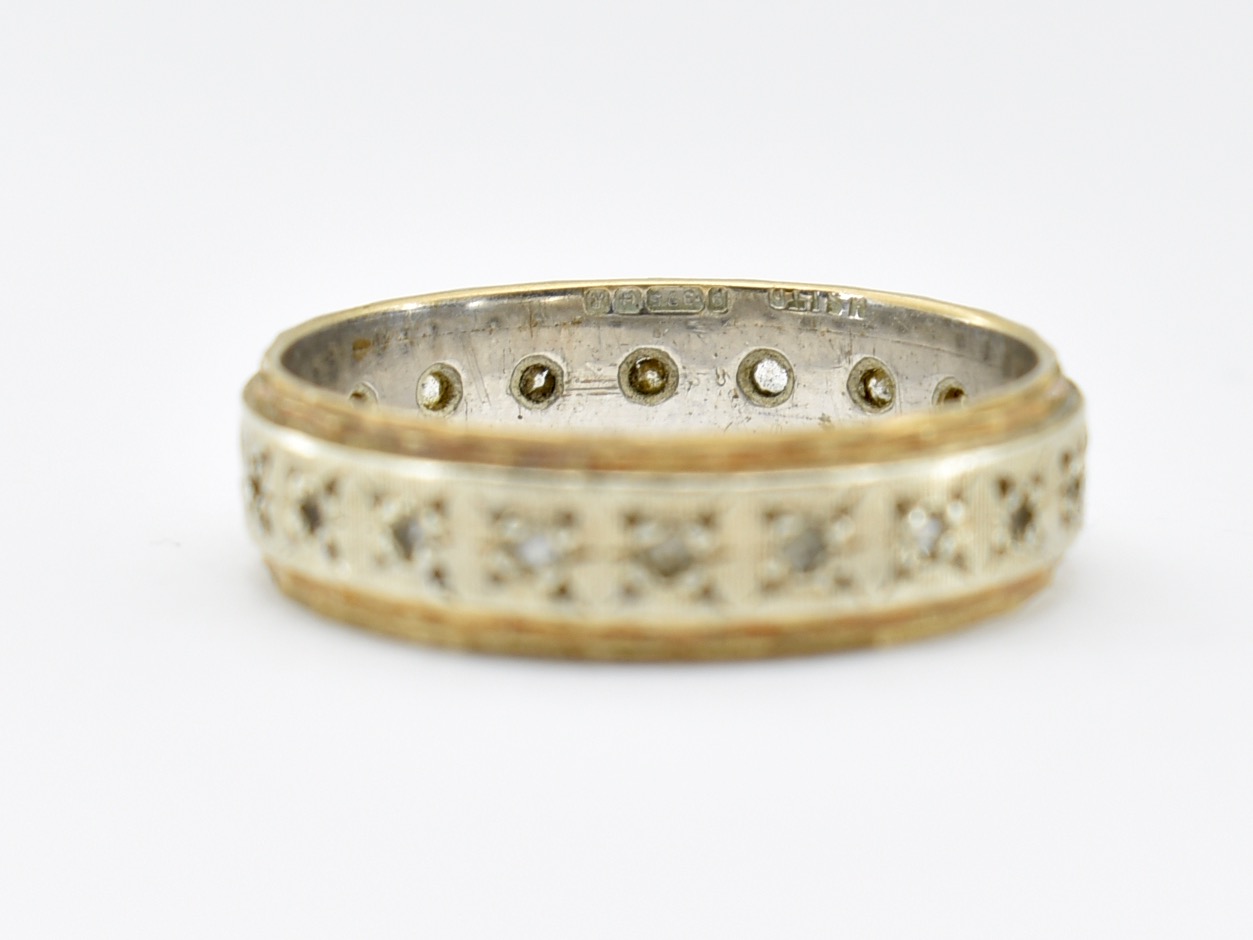 HALLMARKED 9CT TWO-TONE GOLD & WHITE STONE ETERNITY RING - Image 2 of 2