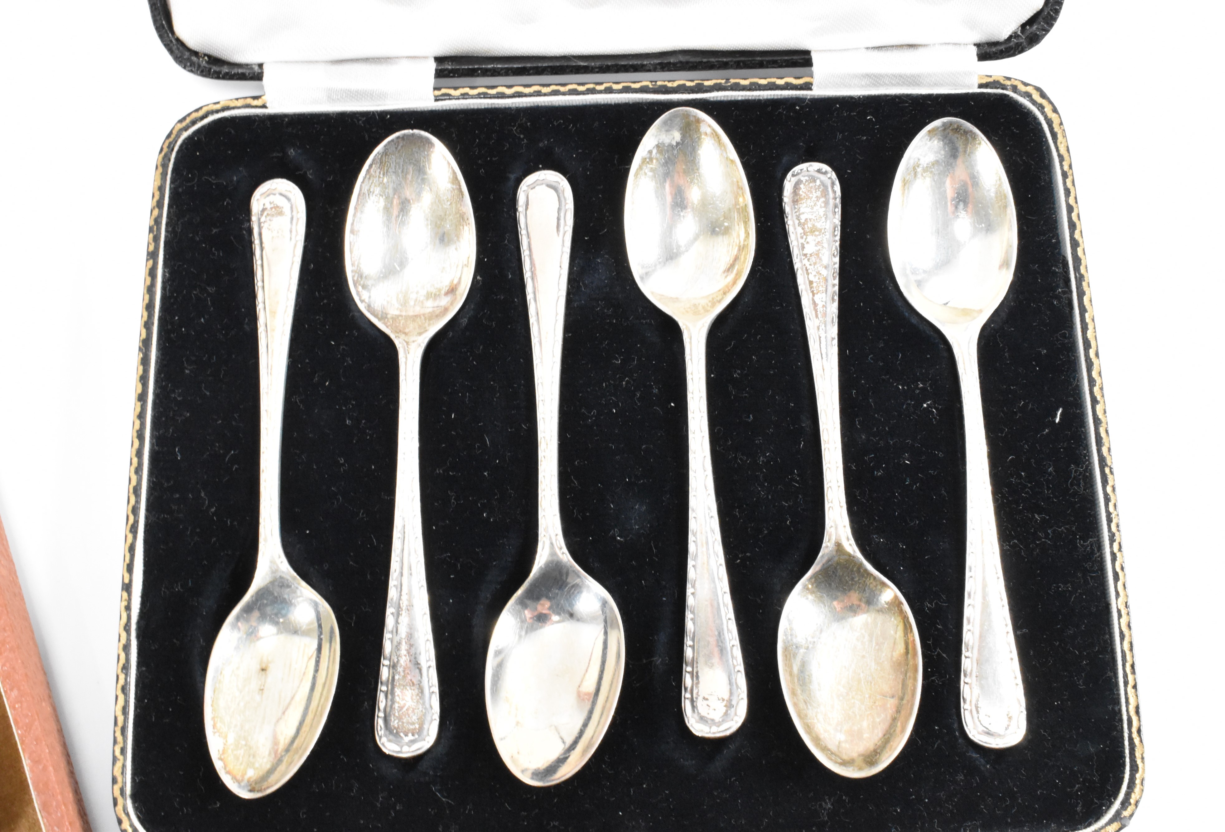 GROUP OF 20TH CENTURY SILVER HALLMARKED SPOONS - Image 5 of 9