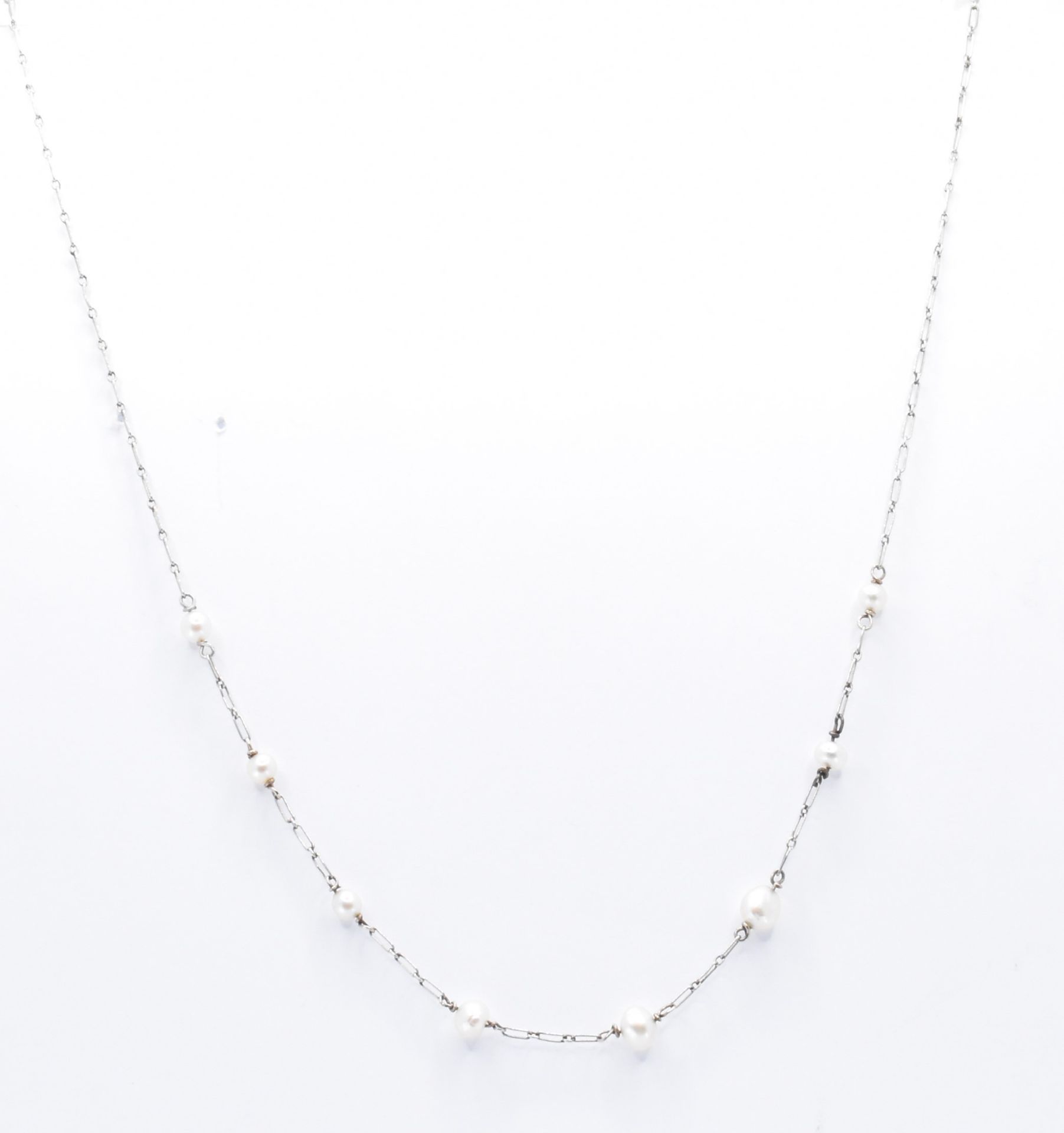 EDWARDIAN PLATINUM & PEARL NECKLACE CHAIN - Image 2 of 3