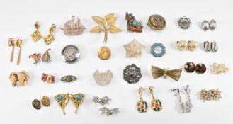 A COLLECTION OF BROOCHES & EAR CLIPS