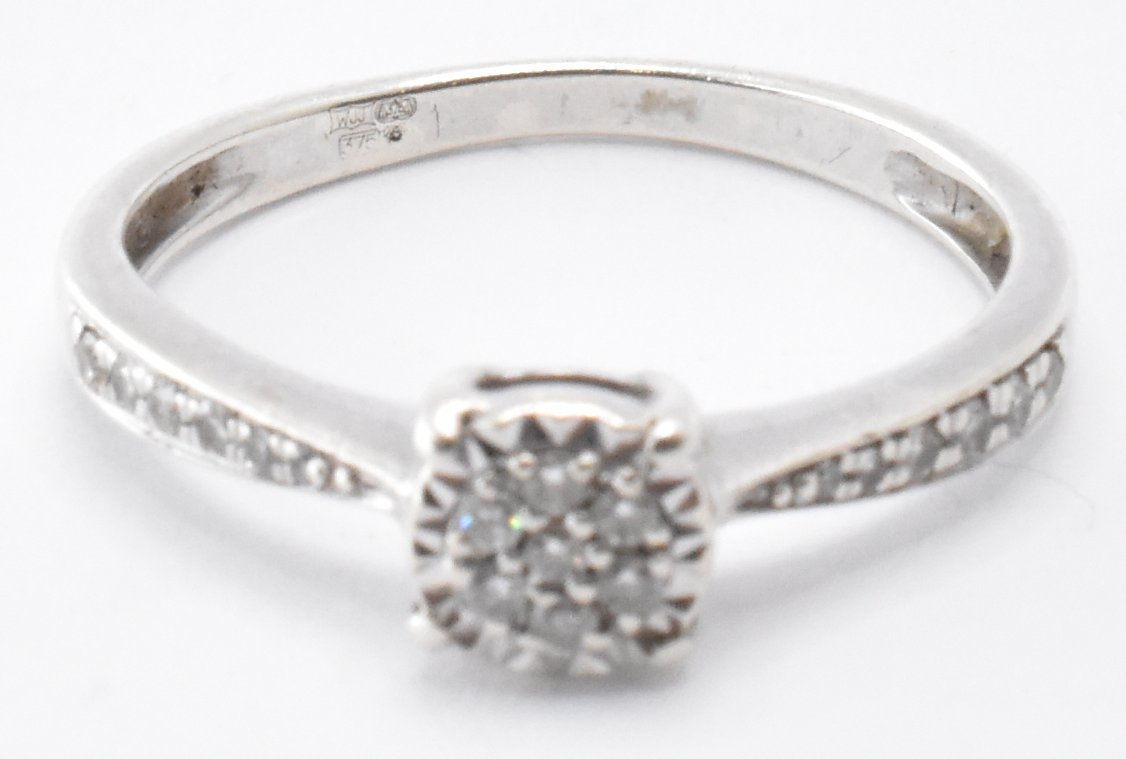 9CT WHITE GOLD & DIAMOND CLUSTER RING - Image 2 of 5