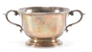 1930S SILVER HALLMARKED TWIN HANDLED CUP