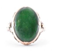 9CT GOLD & NEPHRITE RING