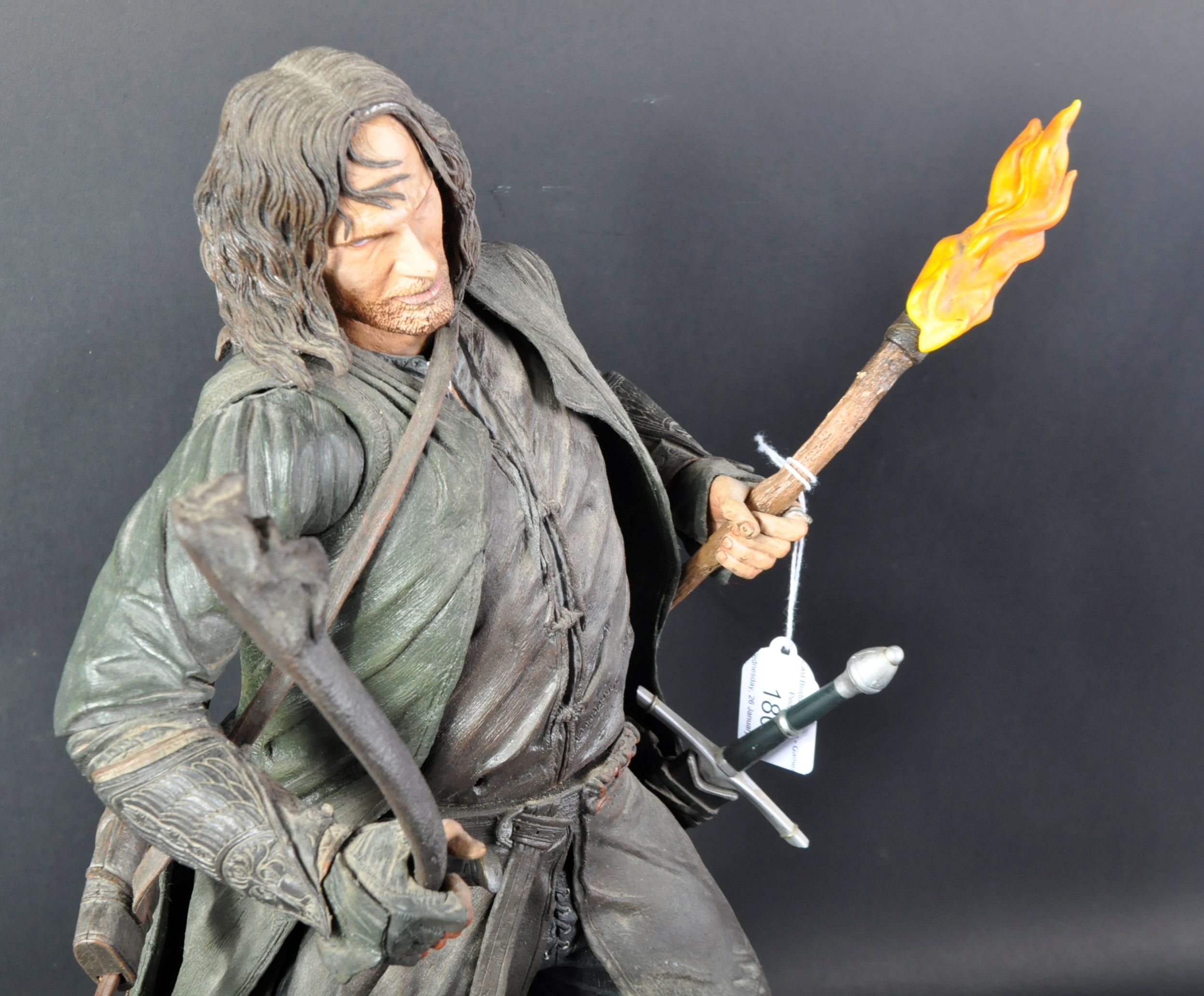 LARGE NECA MADE LOTR LORD OF THE RINGS ARAGORN ACTION FIGURE - Image 3 of 6