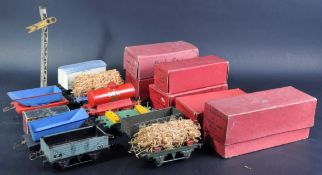COLLECTION OF ASSORTED HORNBY TINPLATE O GAUGE ROLLING STOCK