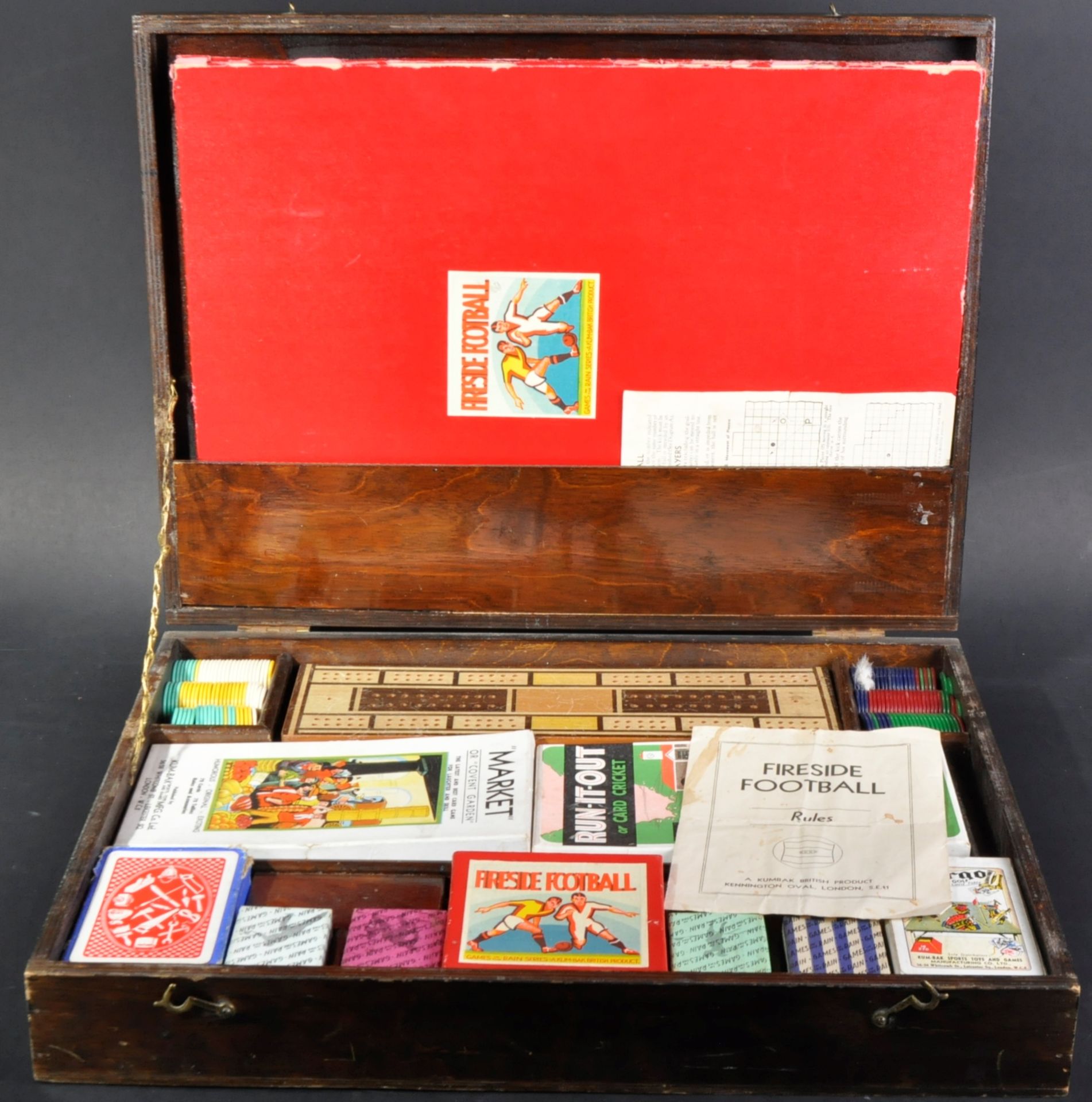 VINTAGE WOODEN COMPENDIUM OF VINTAGE GAMES