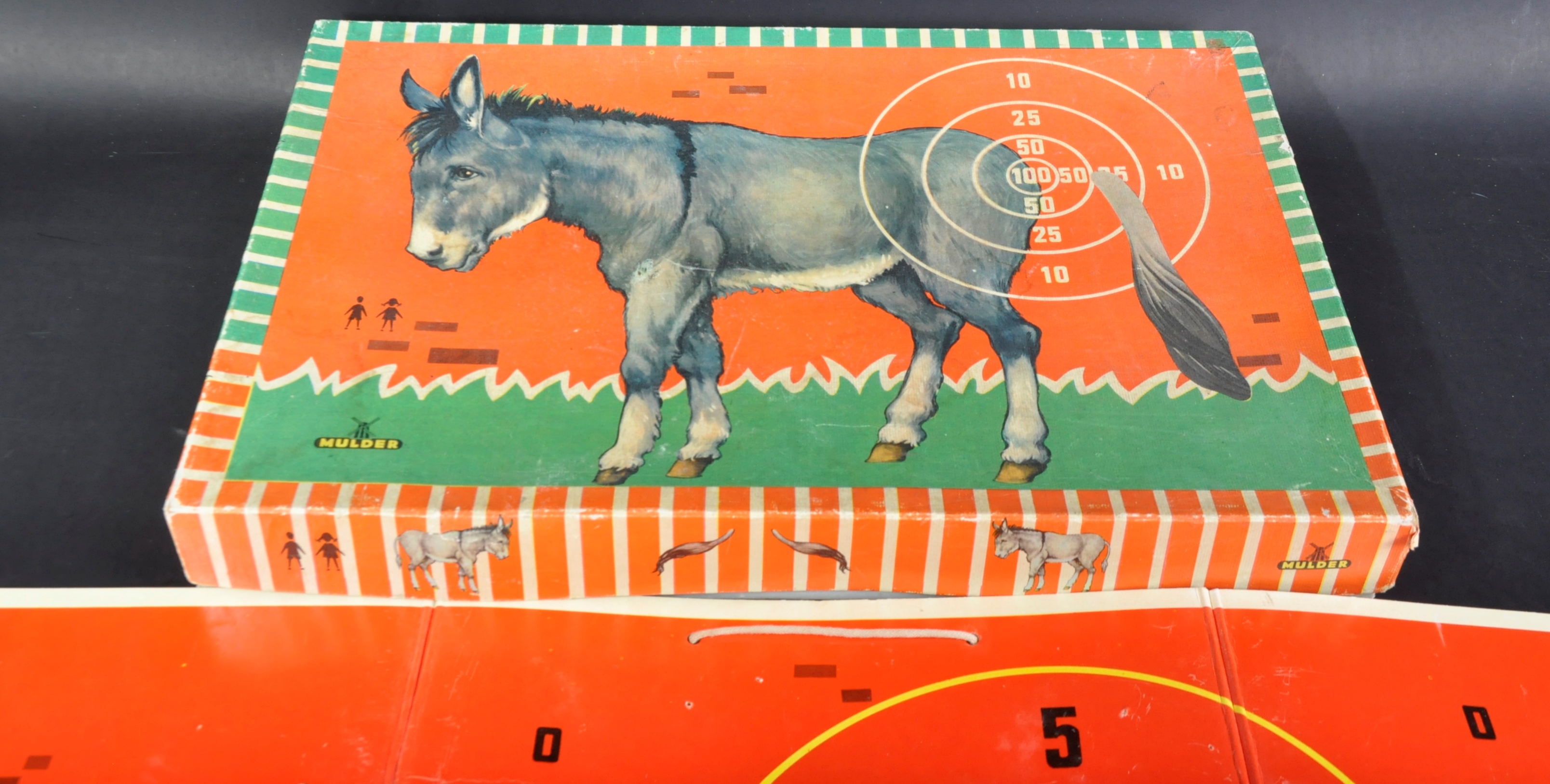 VINTAGE GERMAN / DUTCH MADE DONKEY TAIL TARGET GAME - Image 3 of 4