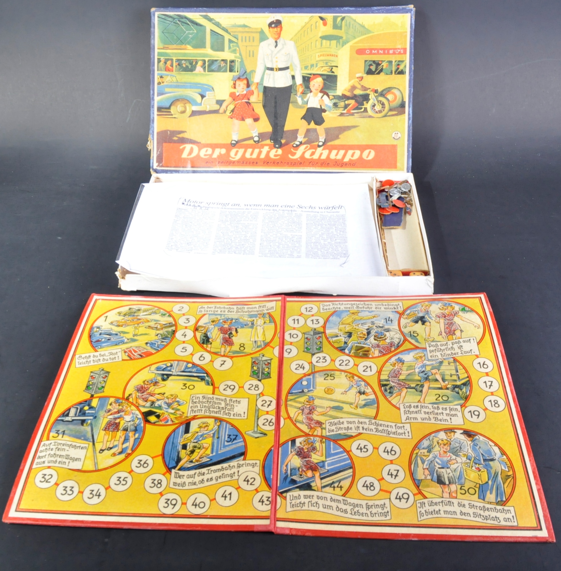 VINTAGE 1940'S GERMAN ' DER GUTE SCHUPO ' BOARD GAME