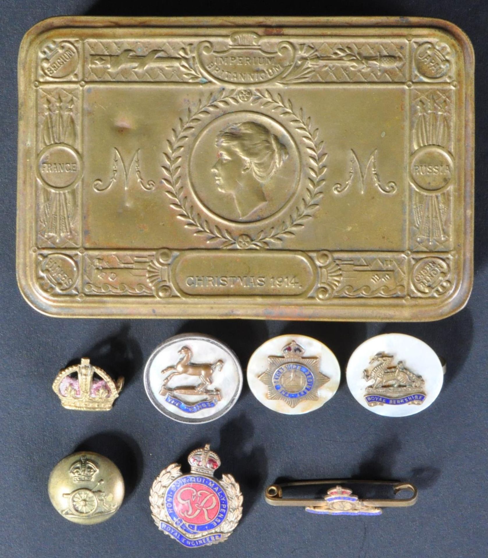 WWI FIRST WORLD WAR PRINCESS MARY GIFT TIN & SWEETHEART BROOCHES