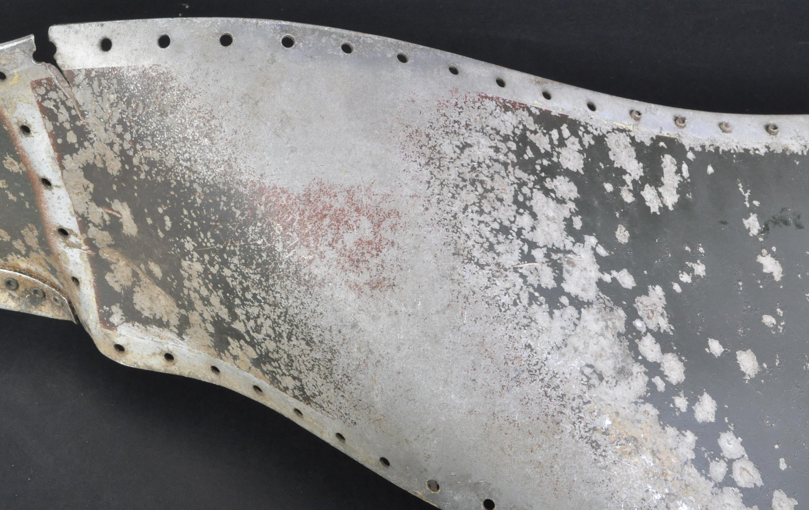 WWII INTEREST - LARGE SECTION OF RELIC ' TAIL FIN ' AIRCRAFT PANELLING - Image 4 of 7