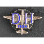 SCARCE ORIGINAL WWII DE HAVILLAND AIRCRAFT COMPANY SILVER BADGE