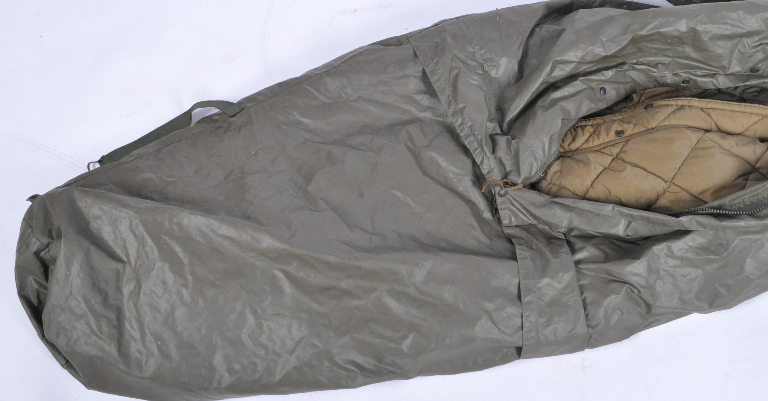 20TH CENTURY GERMAN SPECIAL FORCES / SNIPER'S LAY UP BAG - Image 2 of 6