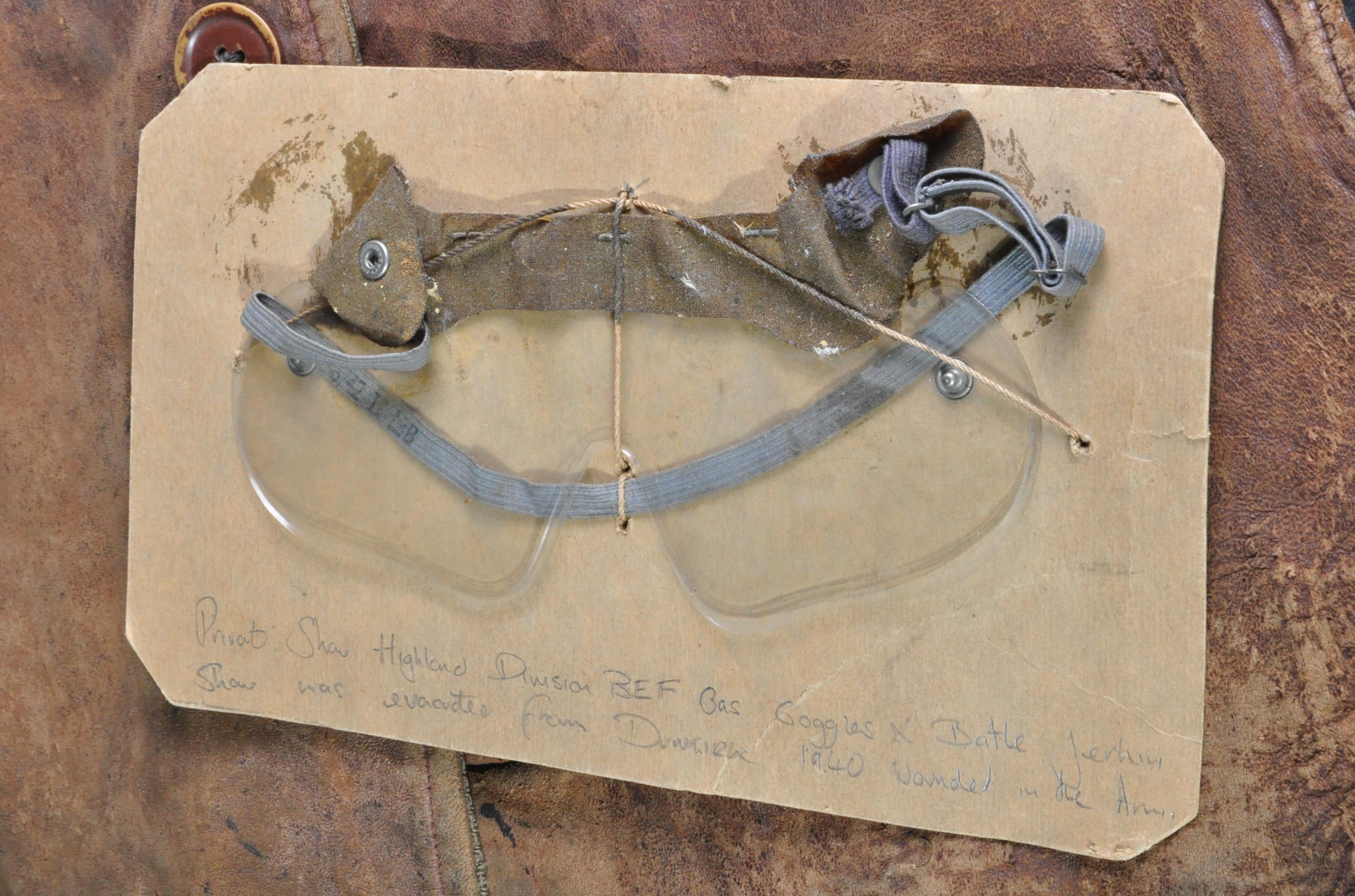 WWII SECOND WORLD WAR SOLDIER'S LEATHER JERKIN & GOGGLES - Image 2 of 5