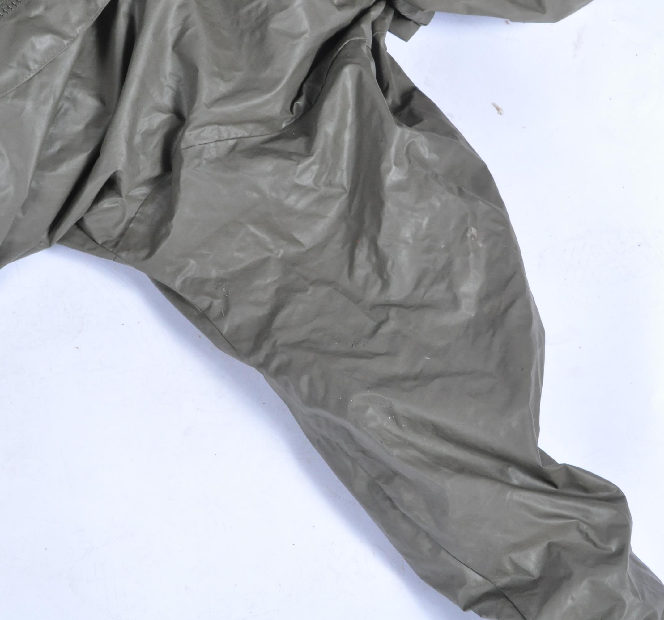 20TH CENTURY GERMAN SPECIAL FORCES / SNIPER'S LAY UP BAG - Image 5 of 6