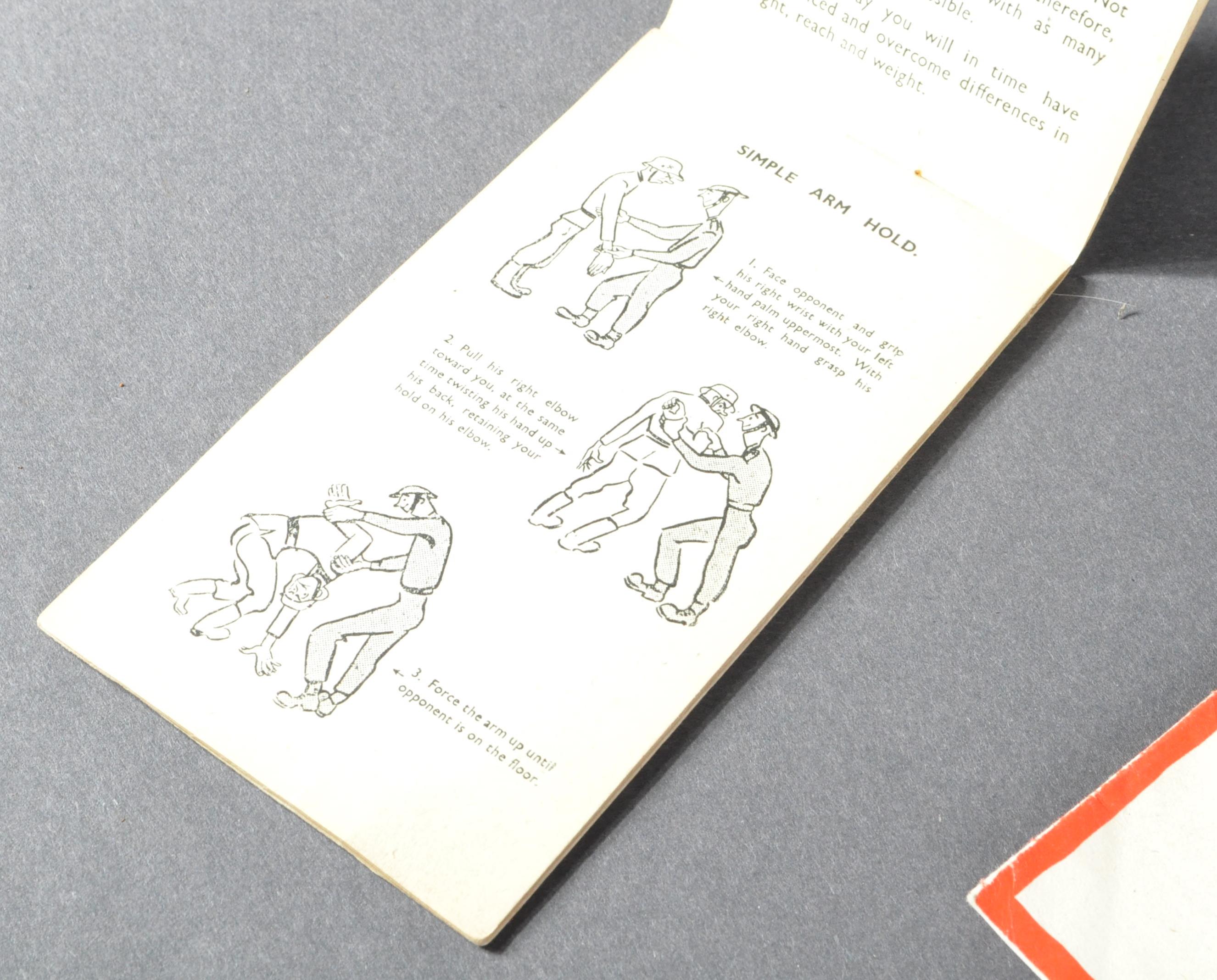 WWII SECOND WORLD WAR - ORIGINAL TRAINING PAMPHLETS / BOOKLETS - Image 3 of 4