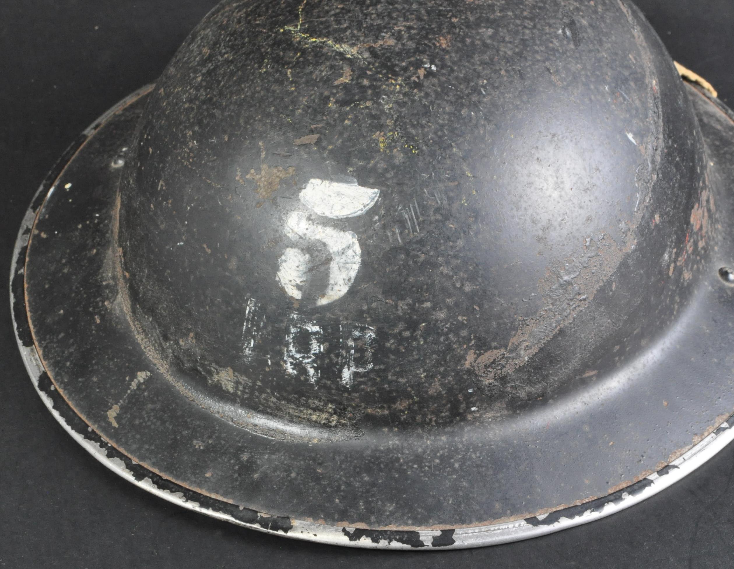 WWII SECOND WORLD WAR ARP 1939 DATED HELMET COMPLETE - Image 3 of 5