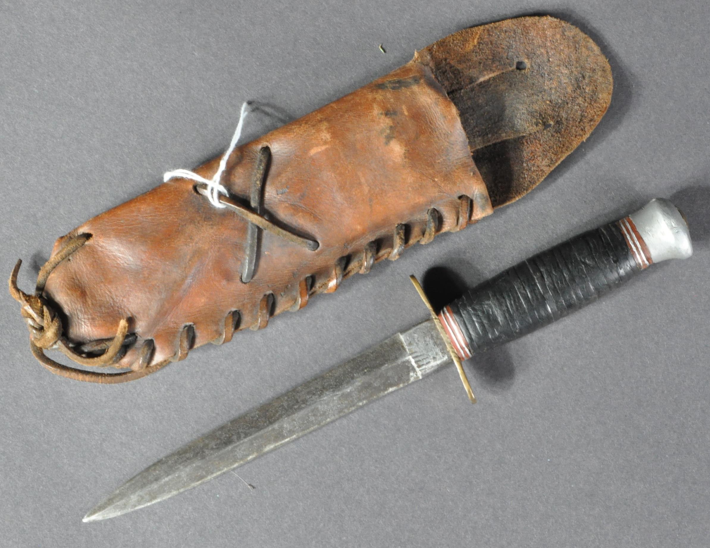 WWII SECOND WORLD WAR DOUBLE EDGED COMBAT DAGGER