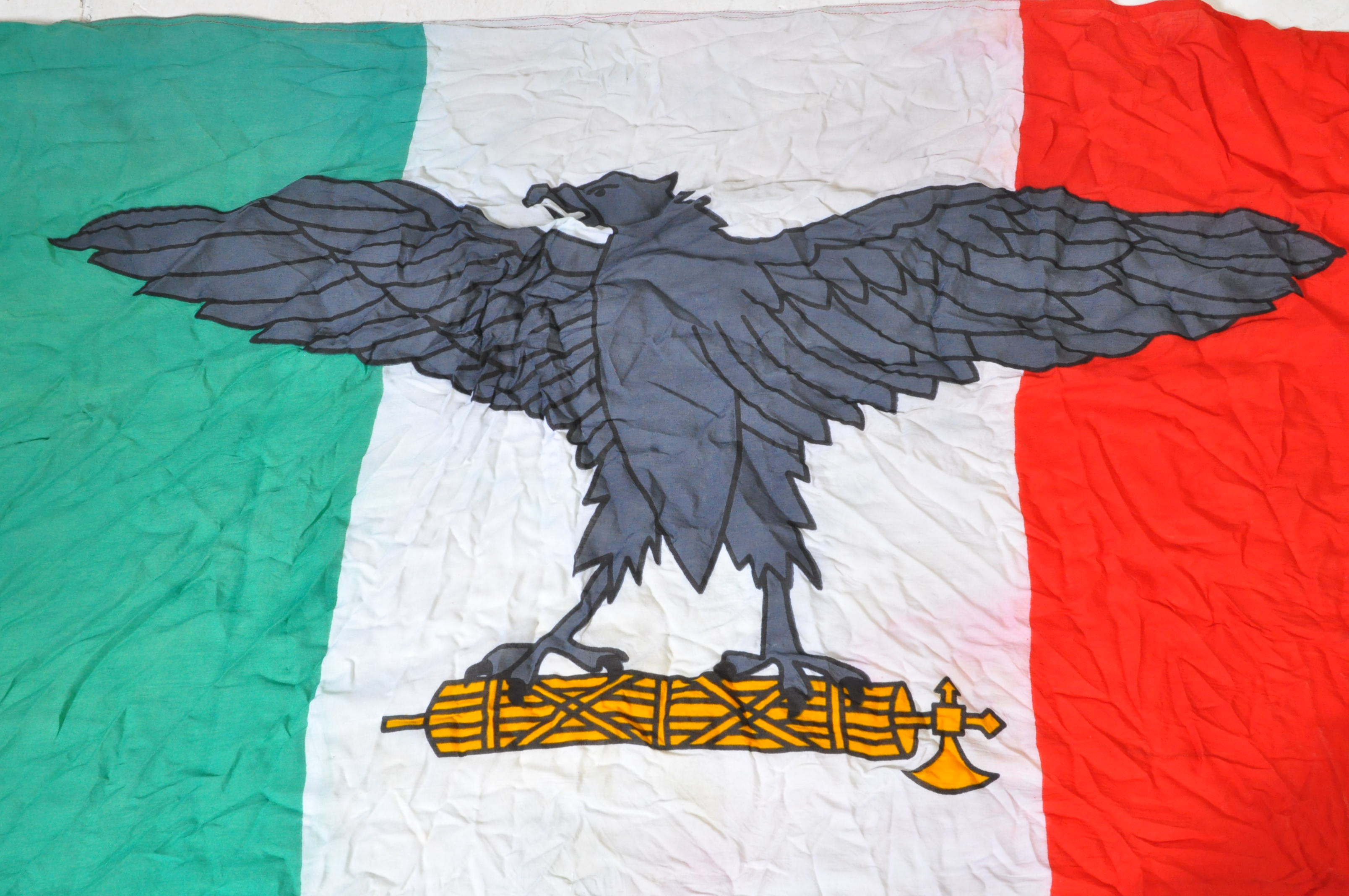 WWII ITALIAN MUSSOLINI UNIT LINEN FLAG DATED 1944 - Image 2 of 5