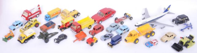 LARGE COLLECTION OF VINTAGE 20TH CENTURY TOY CARS