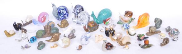 LARGE QUANTITY OF VINTAGE 20TH CENTURY SNAIL RELATED ORNAMENTS