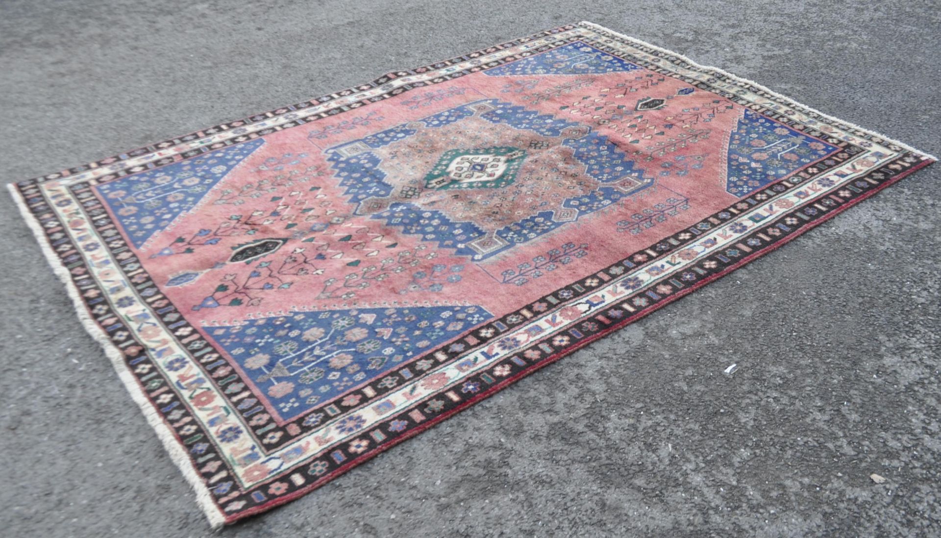 PERSIAN ISLAMIC HAND MADE WOOL AFSHAR RUG - Image 2 of 6