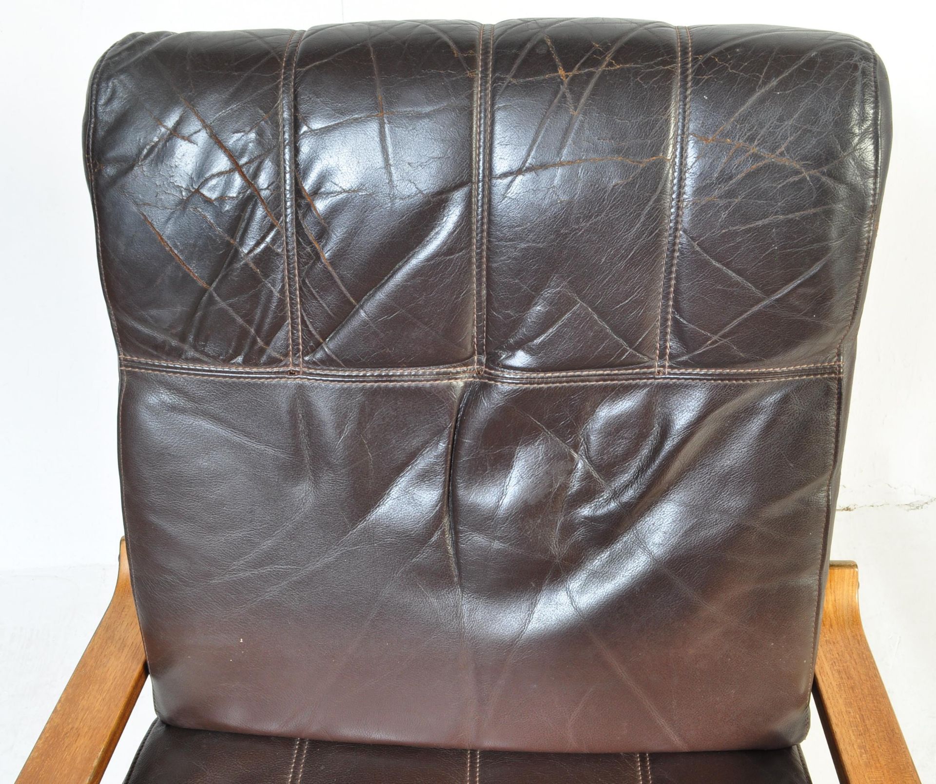 RETRO VINTAGE 20TH CENTURY BROWN LEATHER SWIVEL ARMCHAIR - Image 4 of 9