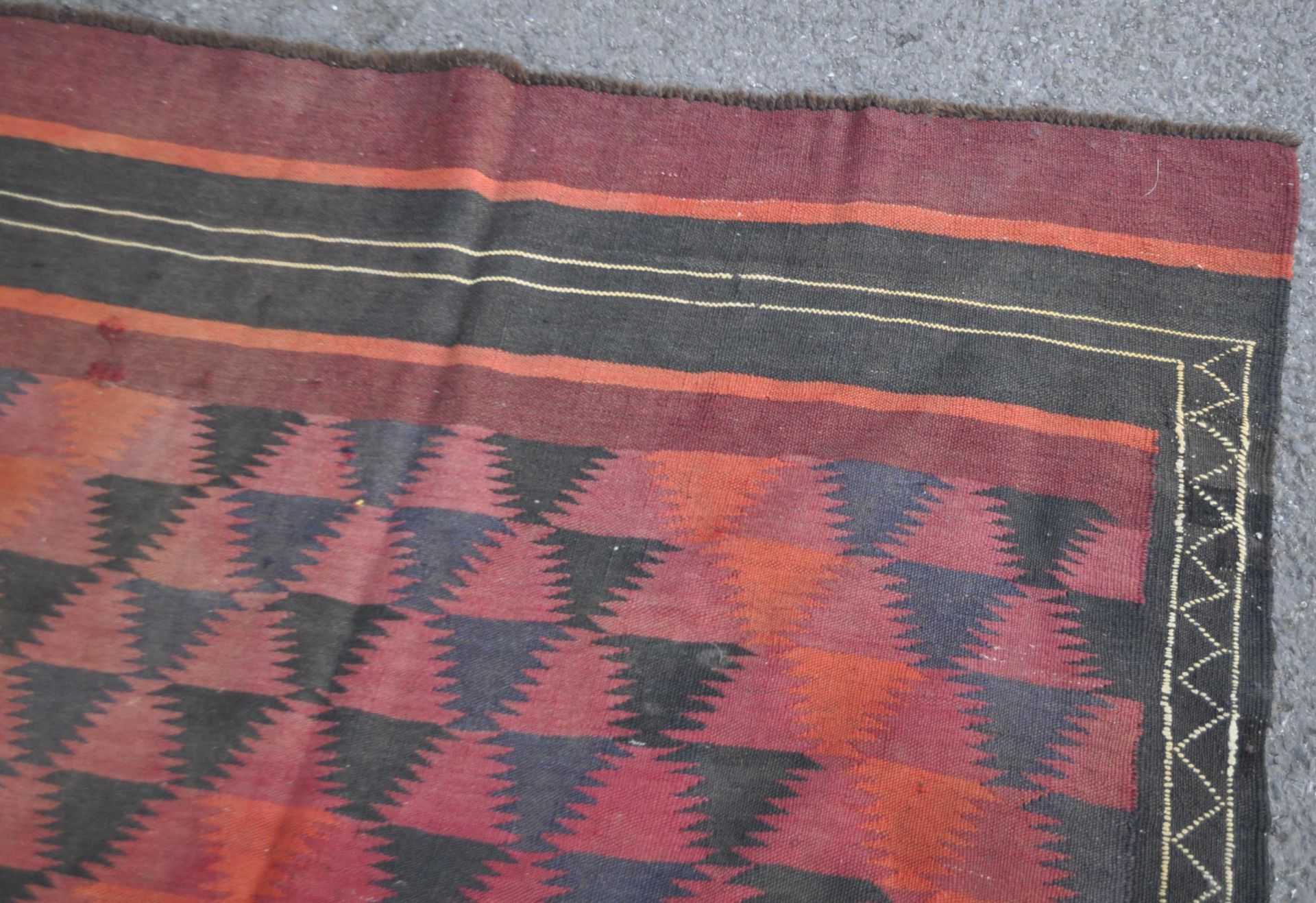 20TH CENTURY PERSIAN ISLAMIC HAND MADE ARDEBIL KILIM RUG - Bild 6 aus 6