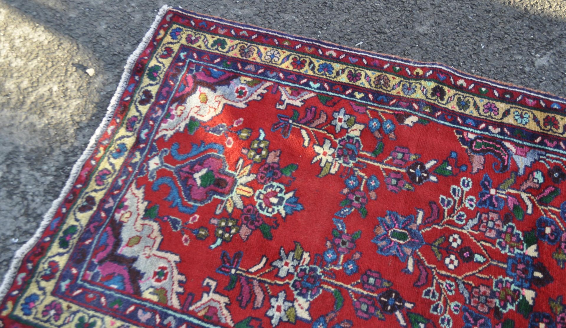 20TH CENTURY PERSIAN ISLAMIC HAND MADE SOUK RUNNER - Image 3 of 5