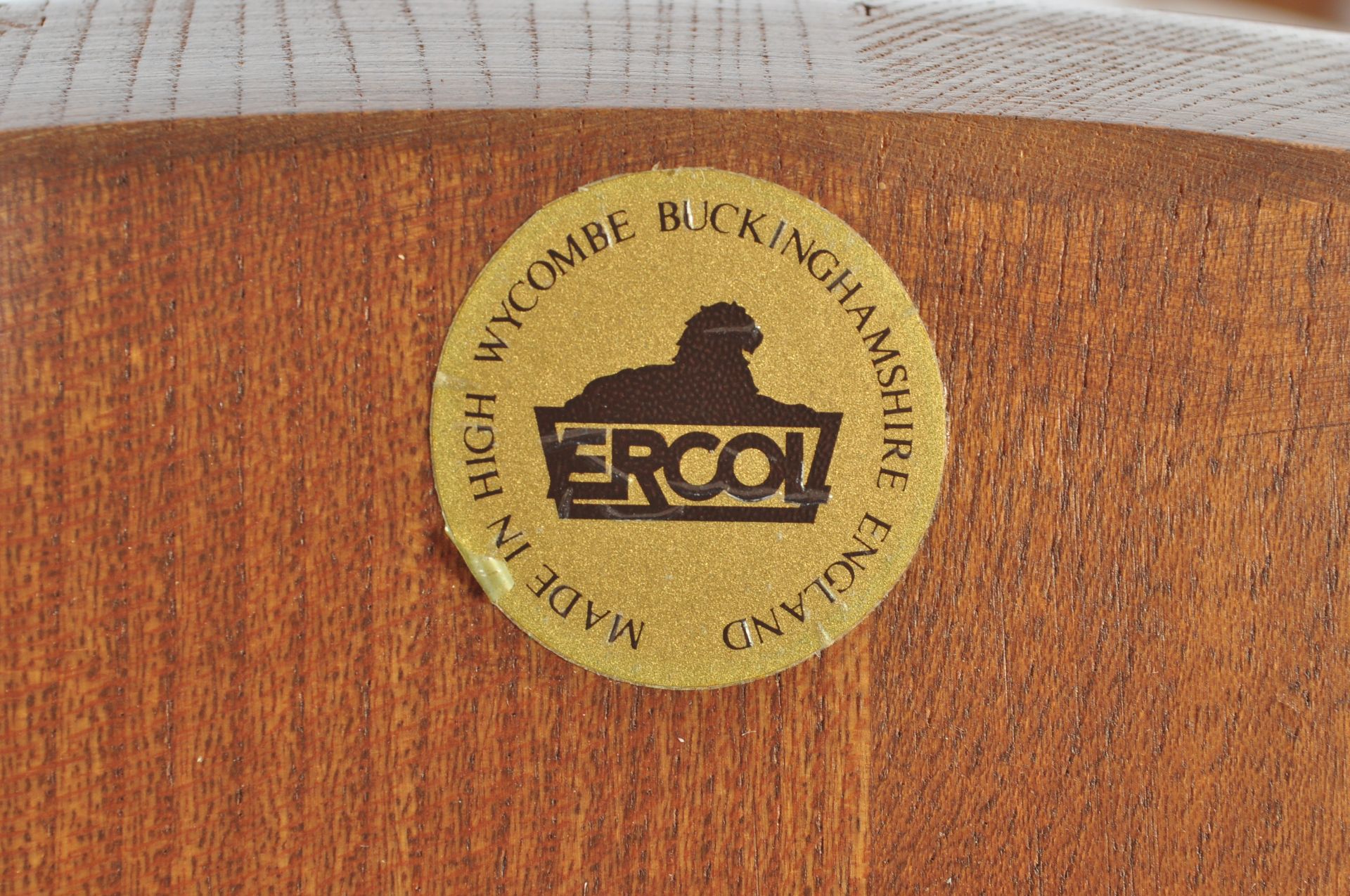 ERCOL FURNITURE - FLEUR DE LYS DINING ROOM SUITE - Image 8 of 8