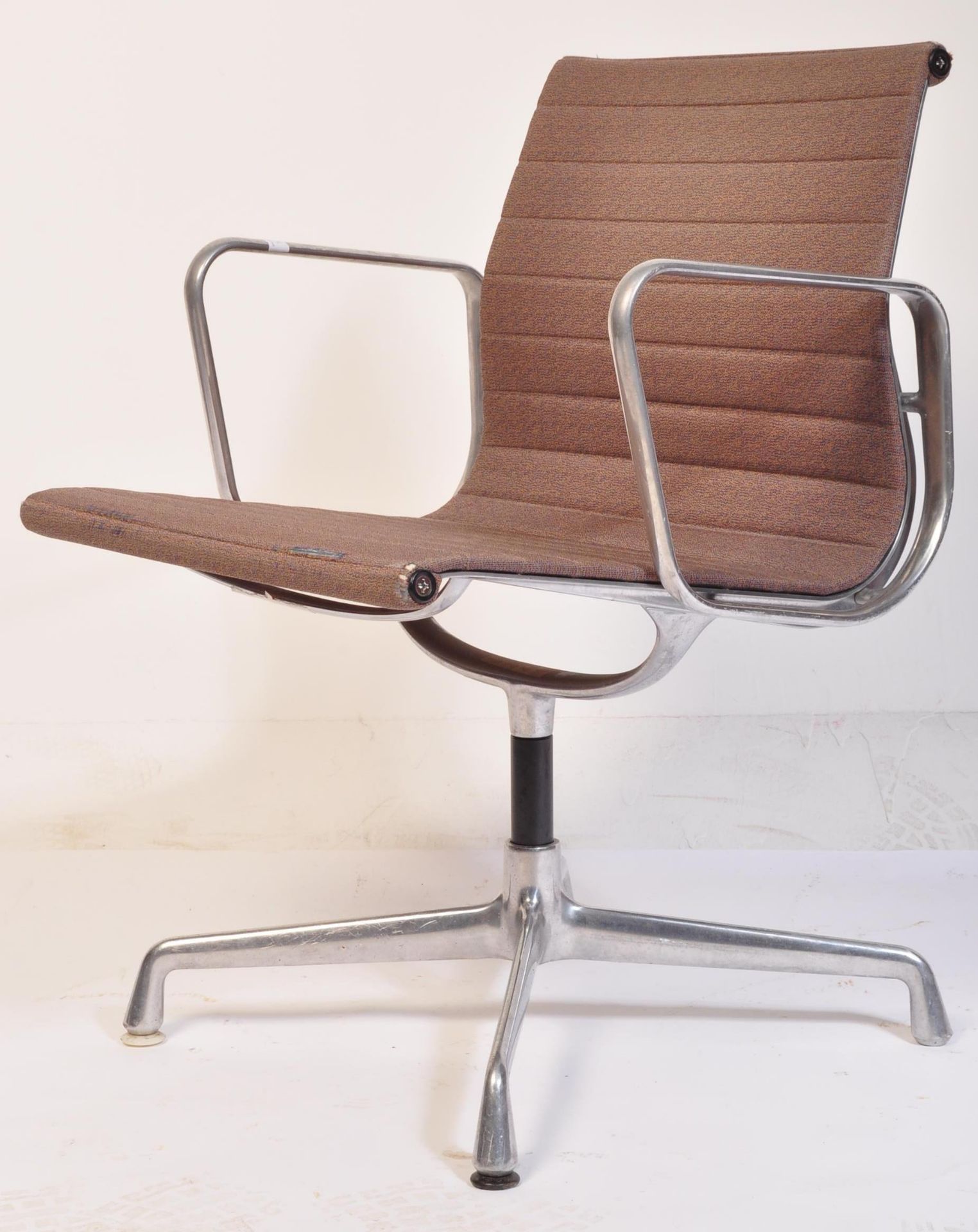 CHARLES & RAY EAMES - VITRA - EA 107 - OFFICE CHAIR