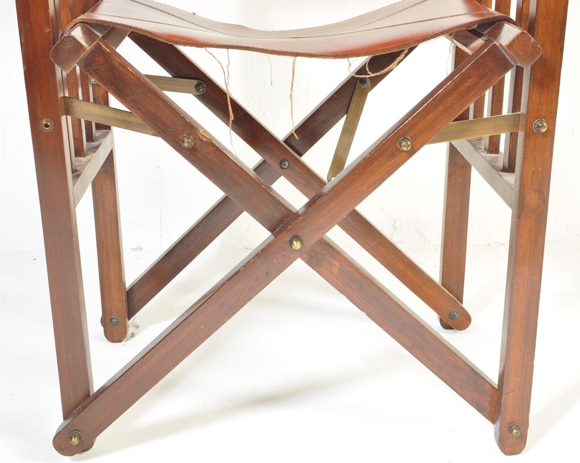 VINTAGE 20TH CENTURY LEATHER DIRECTORS FOLDING CHAIR - Image 5 of 9