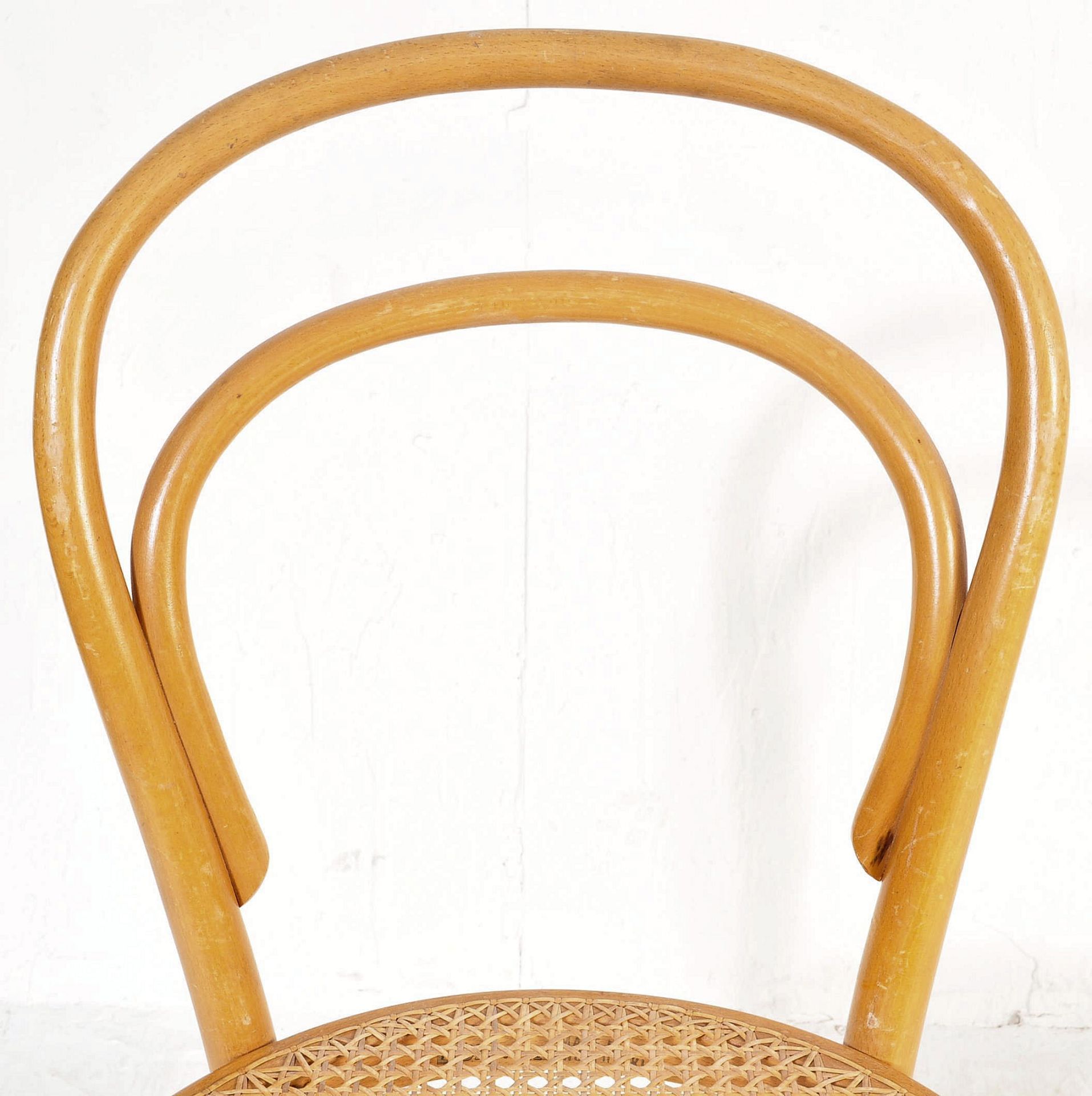 HARLEQUIN SET OF RETRO VINTAGE MID 20TH CENTURY BENTWOOD DINING CHAIRS - Image 10 of 11