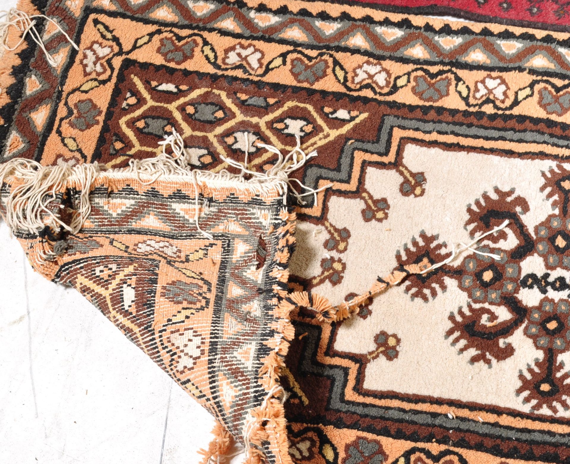 COLLECTION OF WOOL ON WOOL PERSIAN FLOOR CARPET RUGS - Image 6 of 6