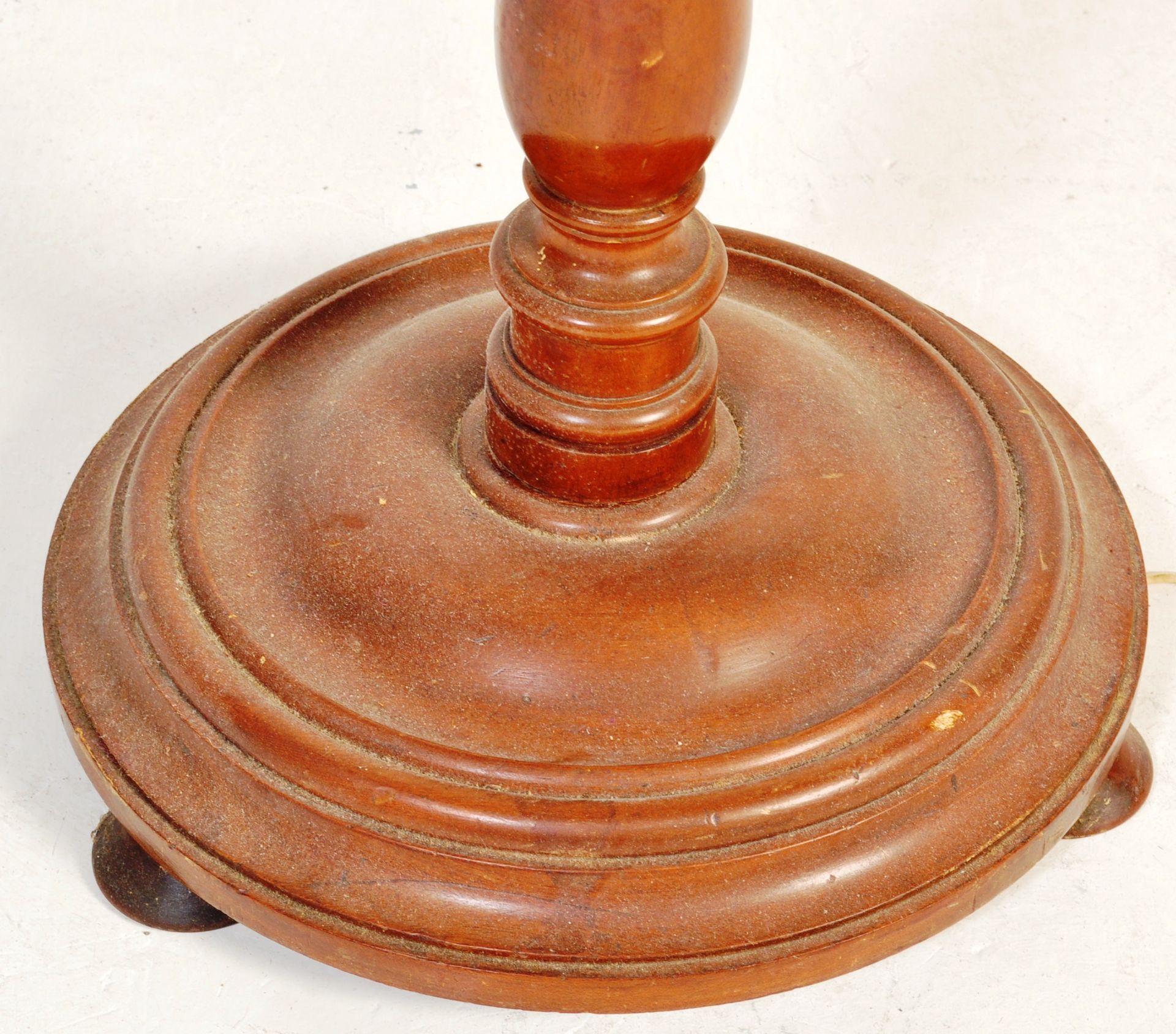 EARLY 20TH CENTURY MAHOGANY STANDARD LAMP - Image 5 of 8