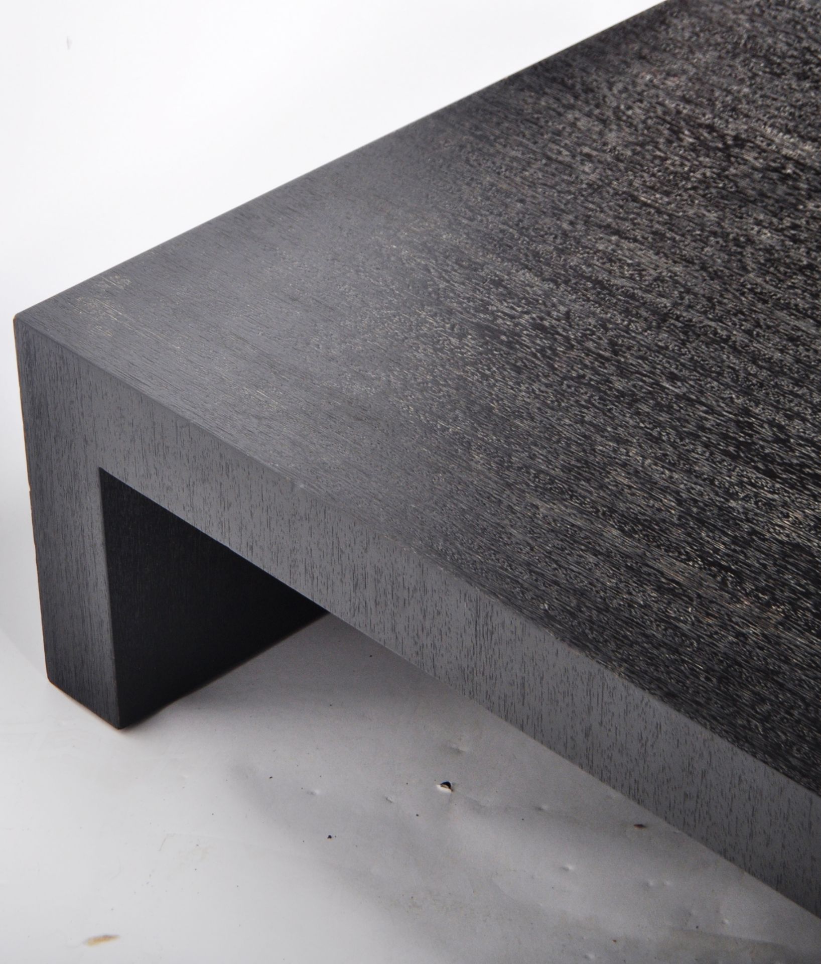 CASA ARMANI ROCA CONTEMPORARY ITALIAN DESIGN COFFEE TABLE - Image 7 of 10