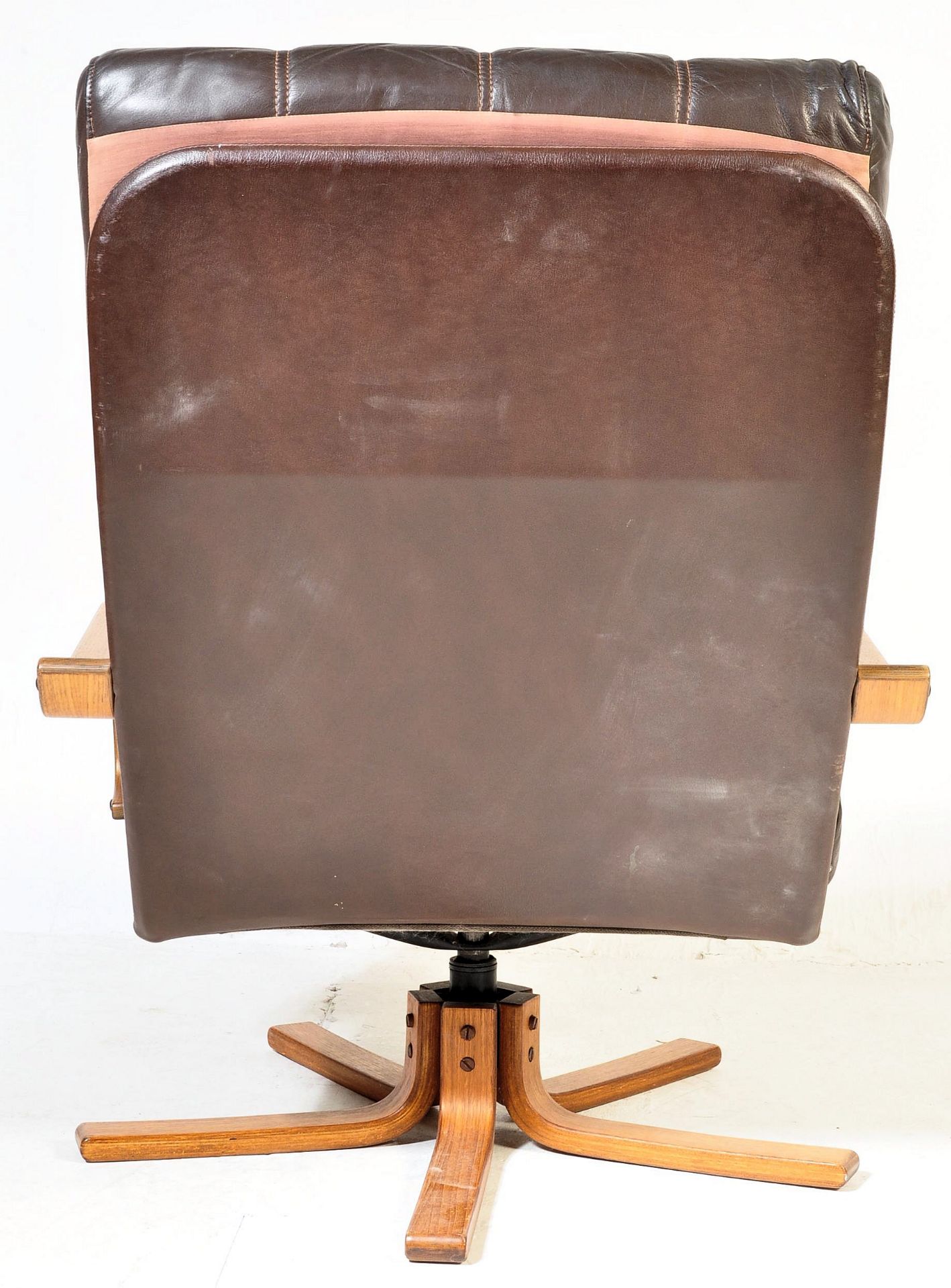 RETRO VINTAGE 20TH CENTURY BROWN LEATHER SWIVEL ARMCHAIR - Image 6 of 9