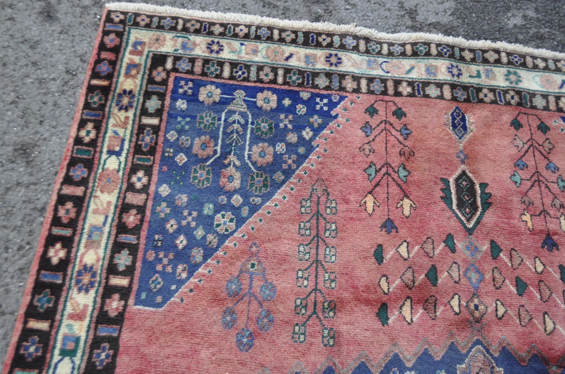 PERSIAN ISLAMIC HAND MADE WOOL AFSHAR RUG - Image 4 of 6