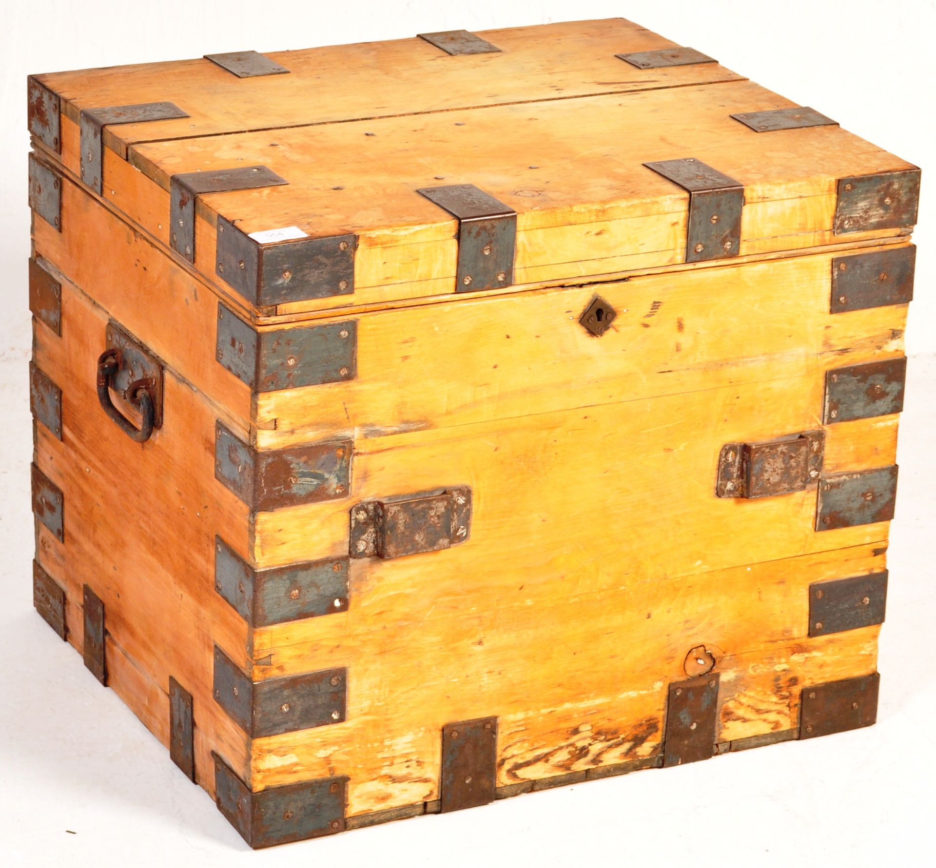 19TH CENTURY WOODEN SILVER CHEST STEAMER TRUNK - Image 2 of 8