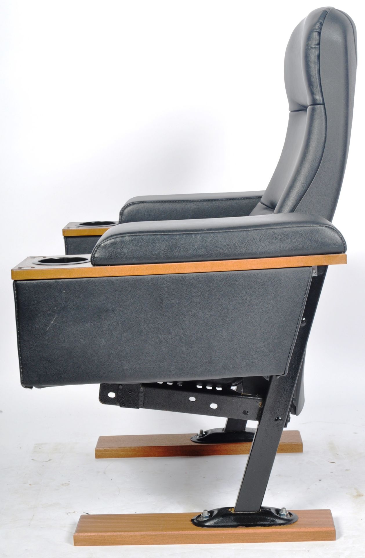 20TH CENTURY HOME CINEMA / GAMING CHAIR - Image 10 of 11