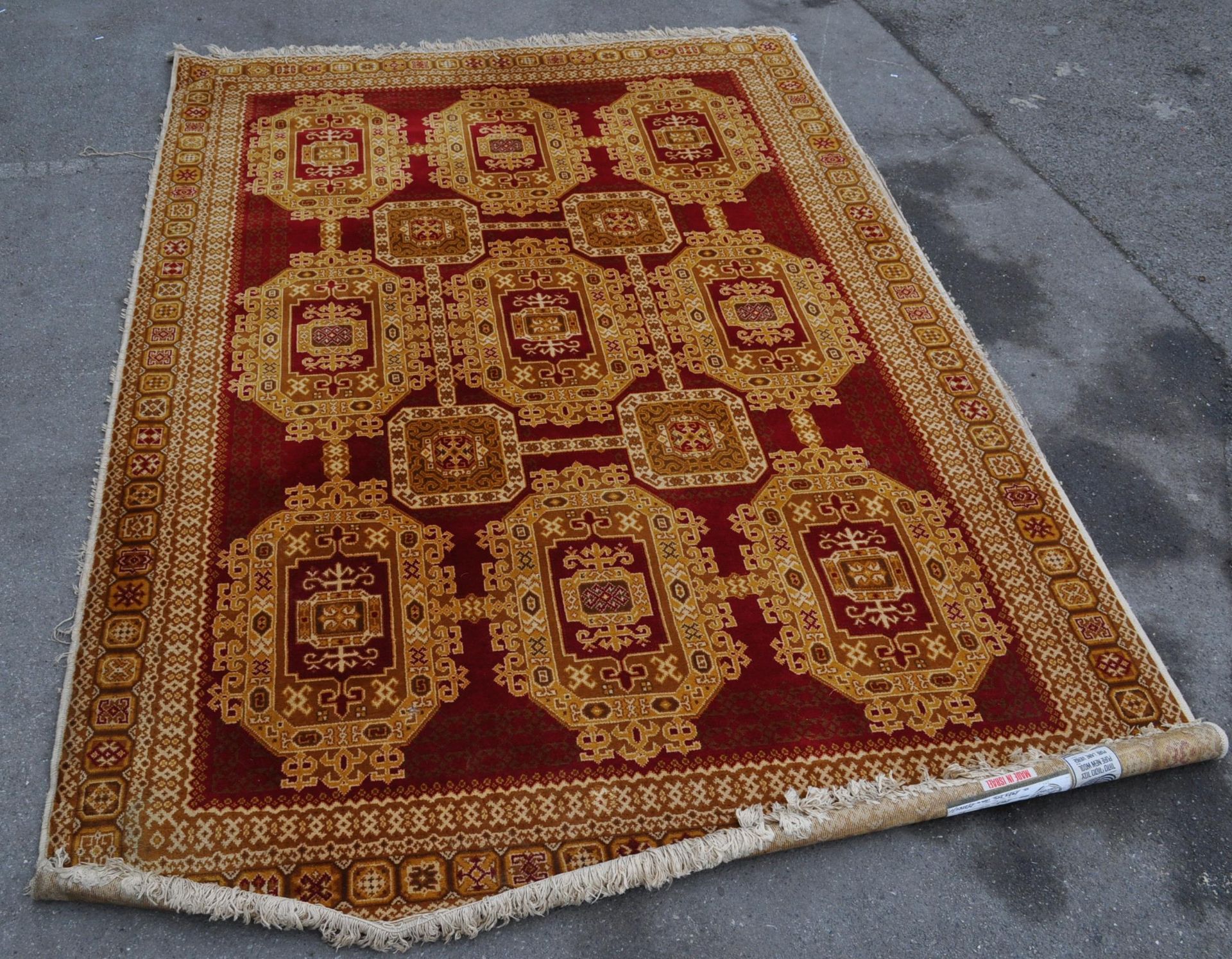 LARGE 20TH CENTURY RED GROUND FLOOR RUG CARPET - Image 2 of 6