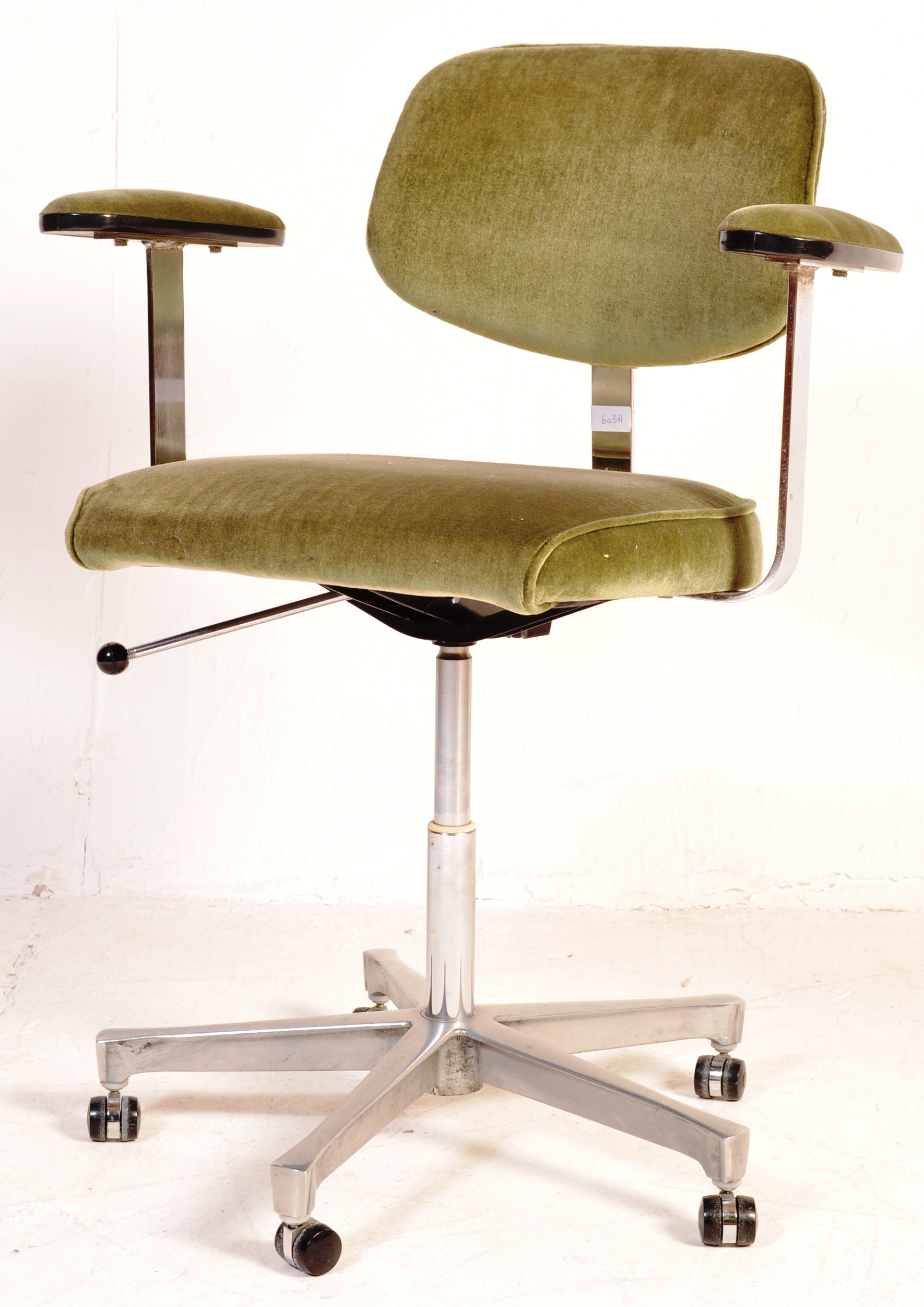 1980'S OLIVE GREEN OFFICE SWIVEL ARMCHAIR / DESK CHAIR