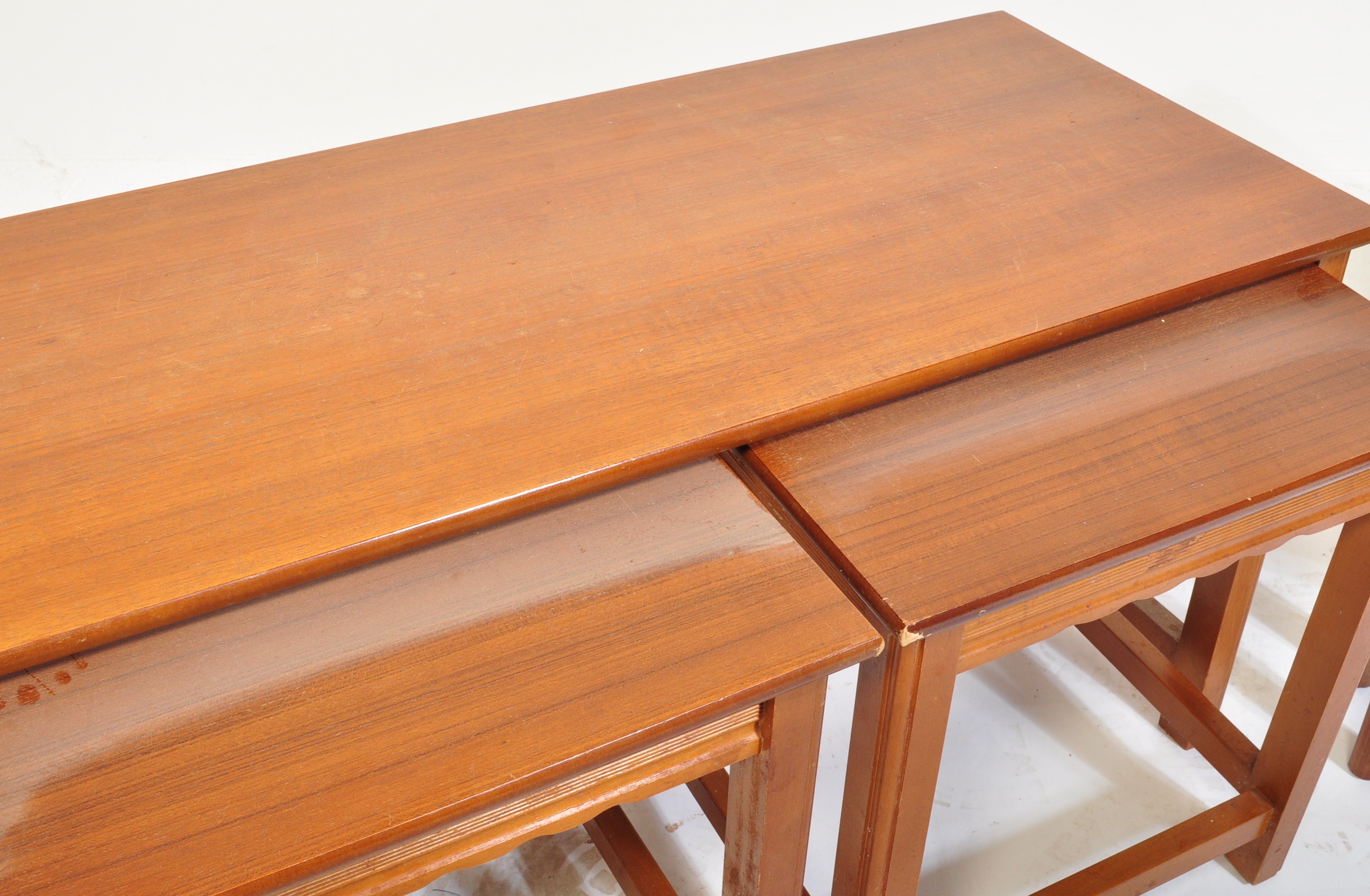 TWO RETRO VINTAGE MID 20TH CENTURY 1960S TEAK WOOD NESTS OF TABLES - Image 4 of 4