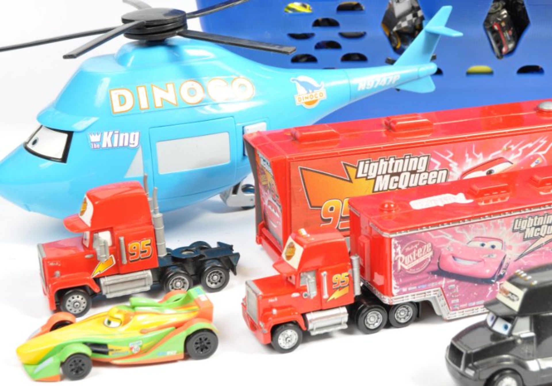 LARGE COLLECTION OF MATTEL MADE DISNEY CARS TOYS - Bild 2 aus 6