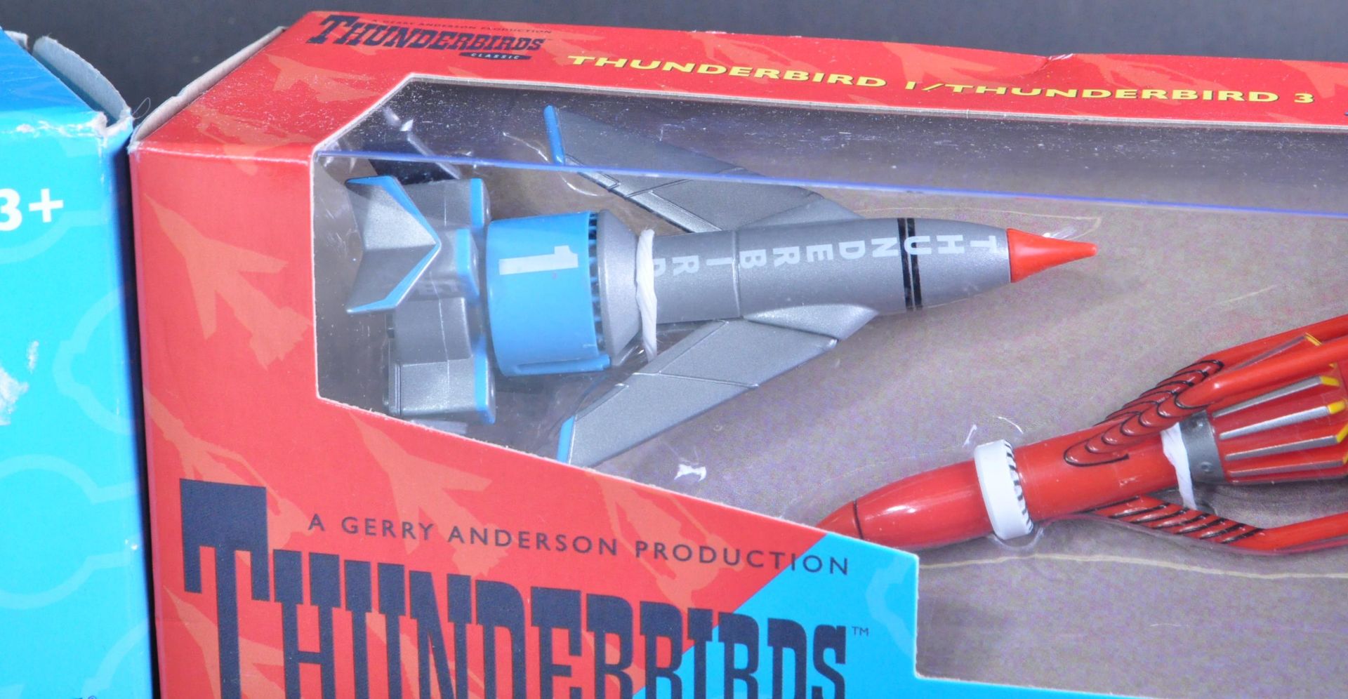 TWO ORIGINAL CORGI DIECAST MODEL THUNDERBIRDS - Bild 7 aus 8