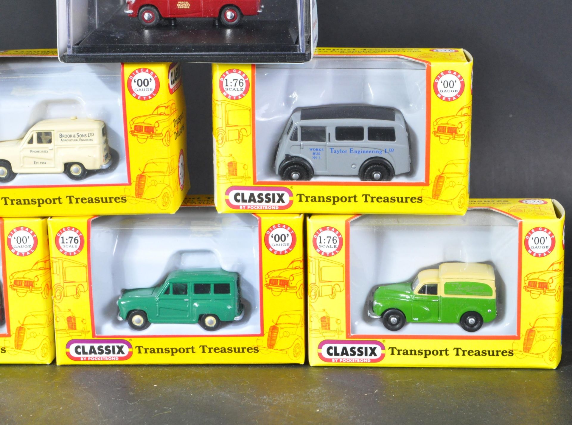 COLLECTION OF ASSORTED 1/76 SCALE DIECAST MODEL CARS - Bild 5 aus 6