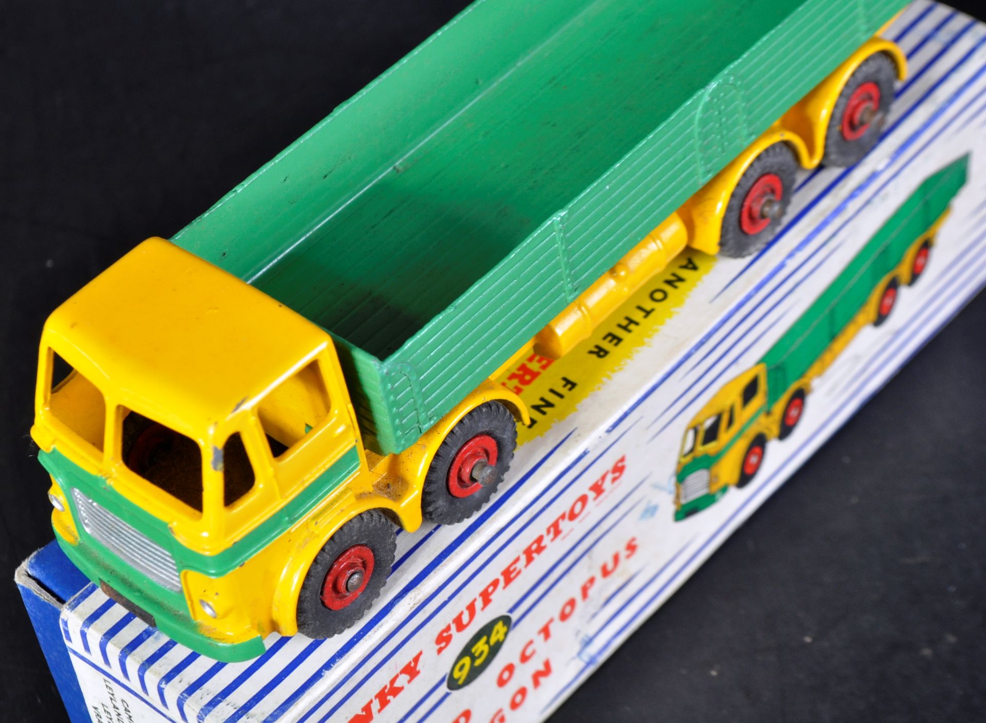 VINTAGE DINKY TOYS BOXED DIECAST MODEL LEYLAND OCTOPUS WAGON - Bild 4 aus 6