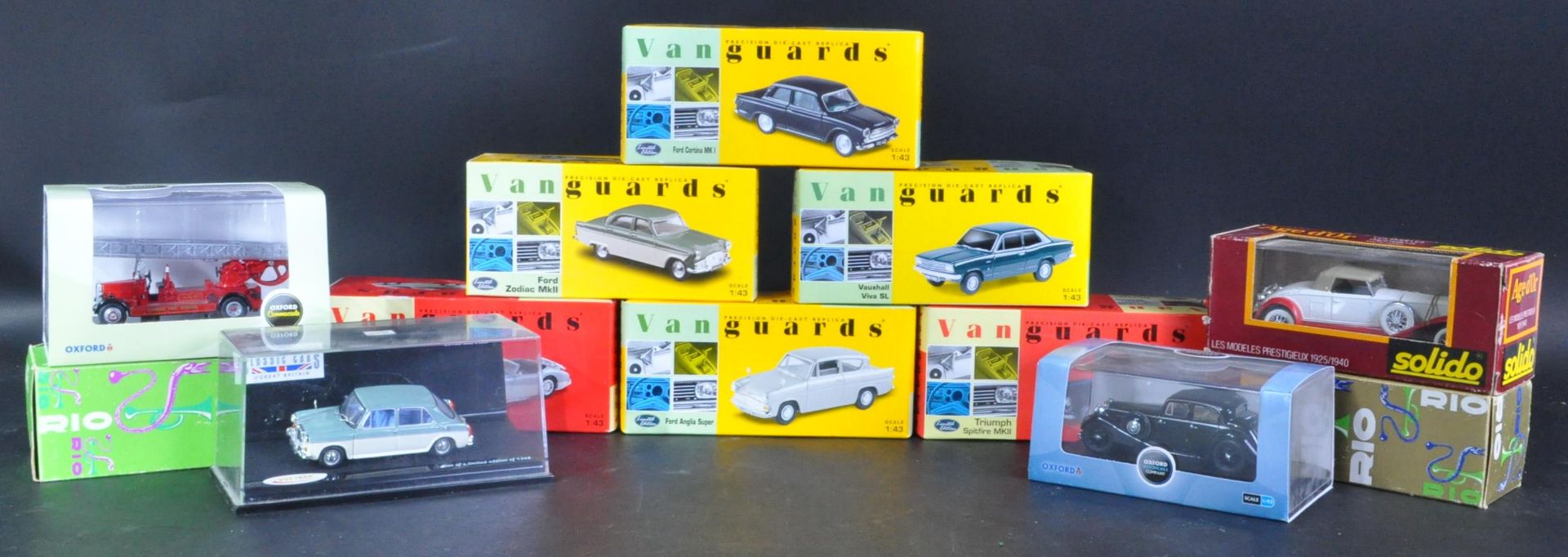 COLLECTION OF ASSORTED DIECAST MODEL CARS