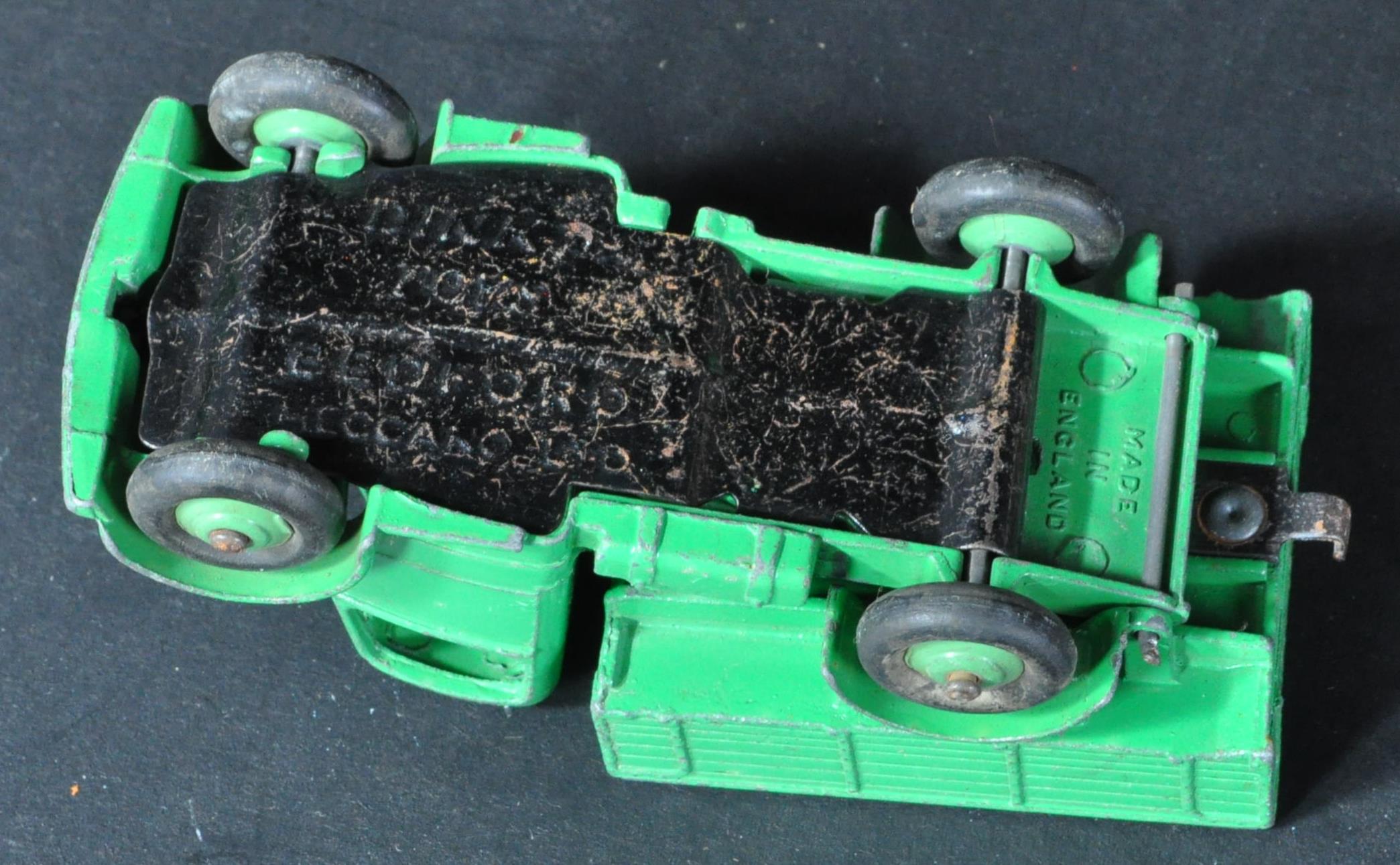 COLLECTION OF ASSORTED VINTAGE DINKY TOYS DIECAST MODELS - Image 8 of 8